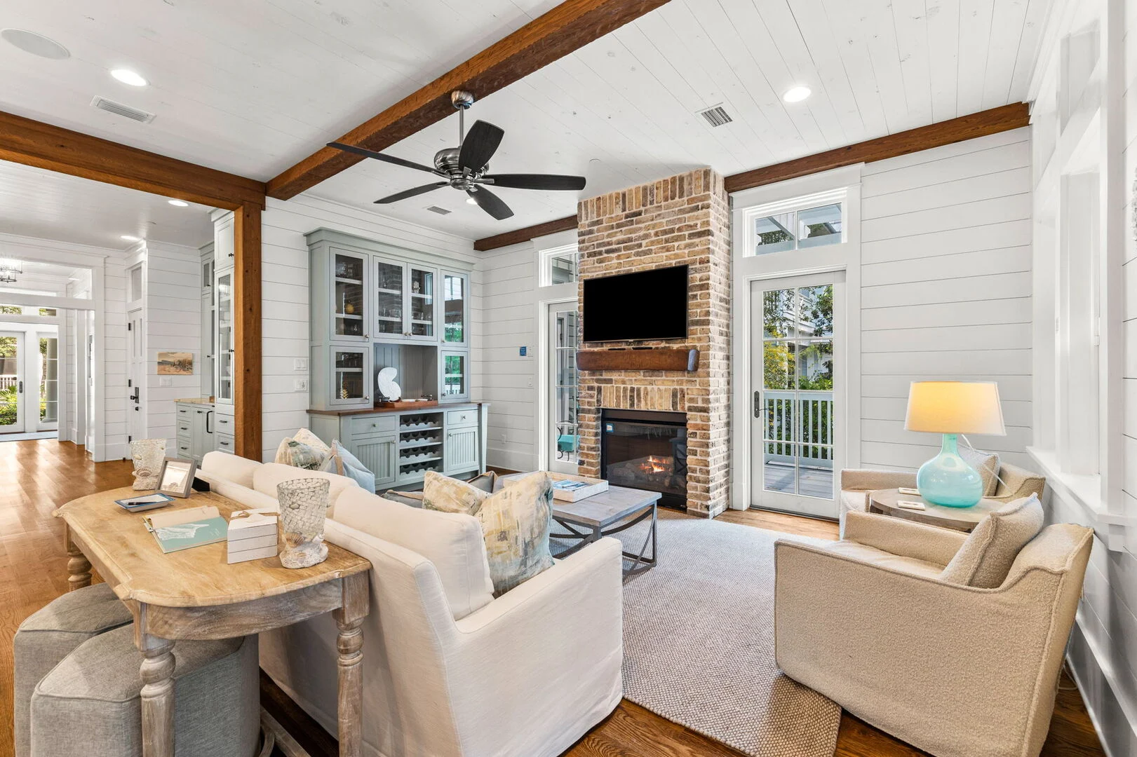 House Magnolia Watercolor: Luxury 5-Bedroom Villa with Seaview and Pool, Walton County