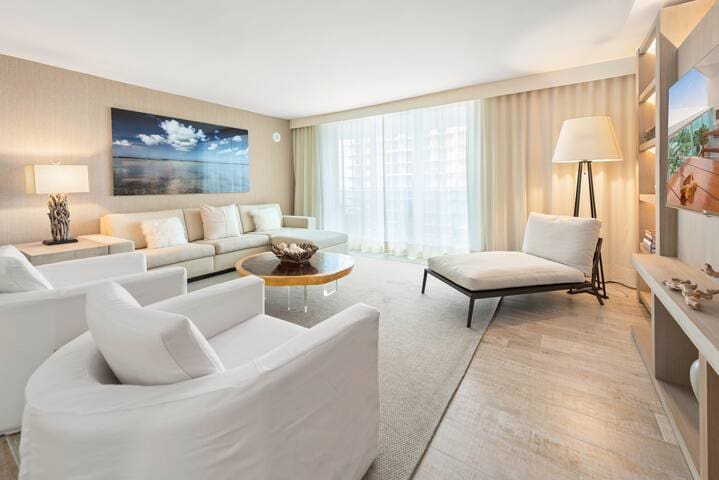 Villa Lebeche Allison Island Miami Beach: Luxury 2-Bedroom Apartment with Beachfront Access, Miami Beach