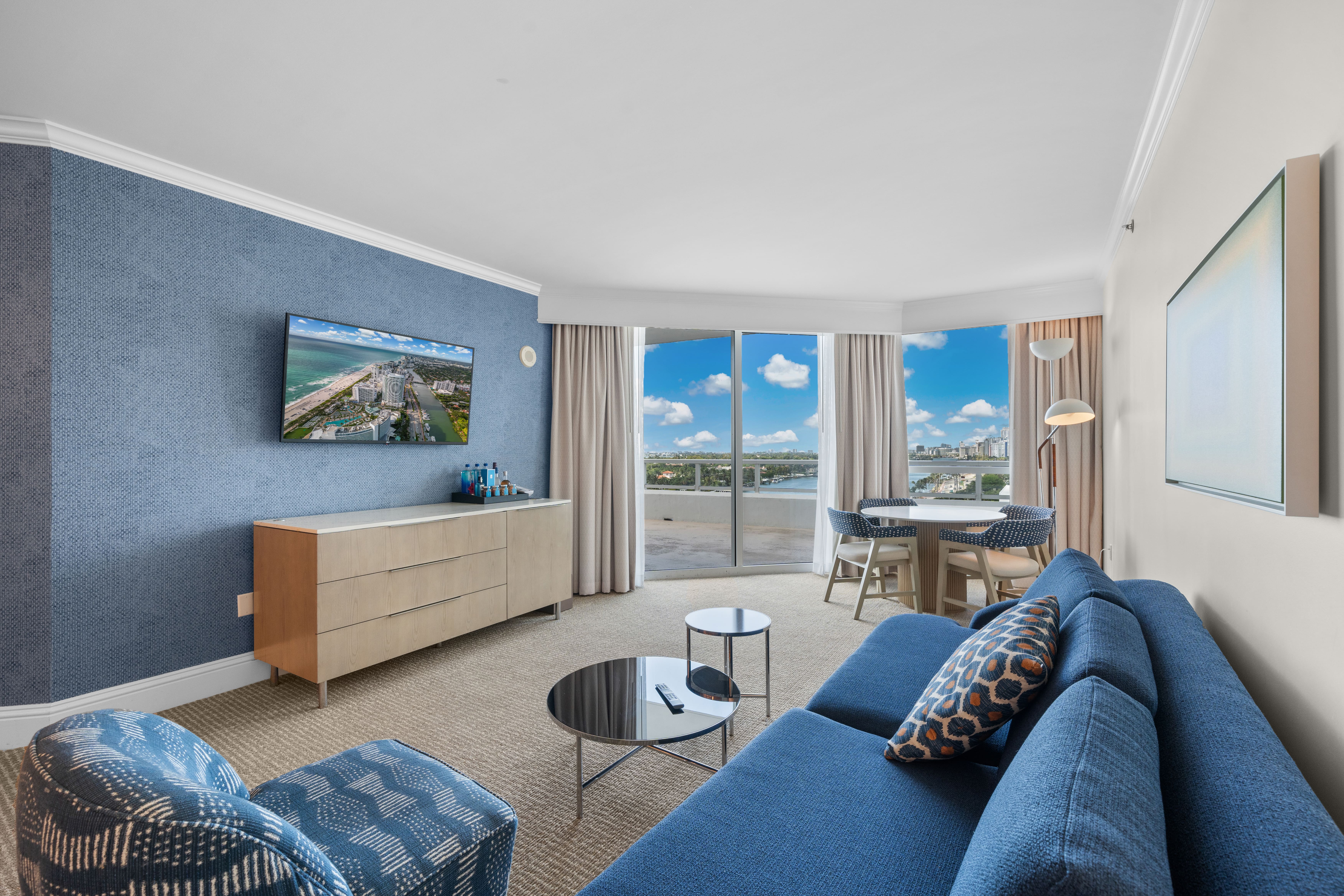 Villa Boreas Allison Island Miami Beach: Luxury 2-Bedroom Apartment with Beachfront Access, Miami Beach