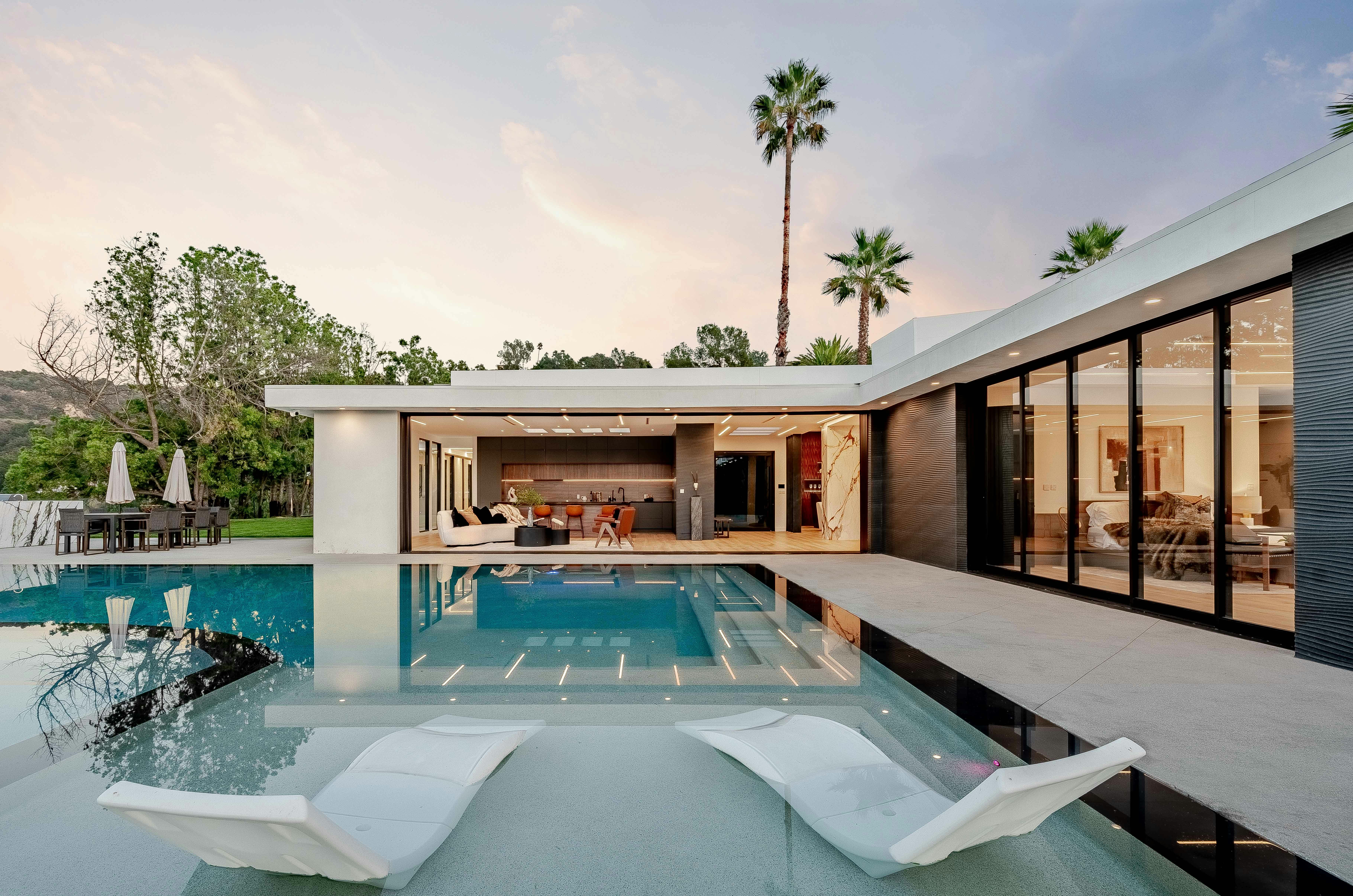 Villa Safran Laurel Canyon Hollywood Hills: Luxury 3-Bedroom Villa with Pool and Hot Tub, Hollywood Hills