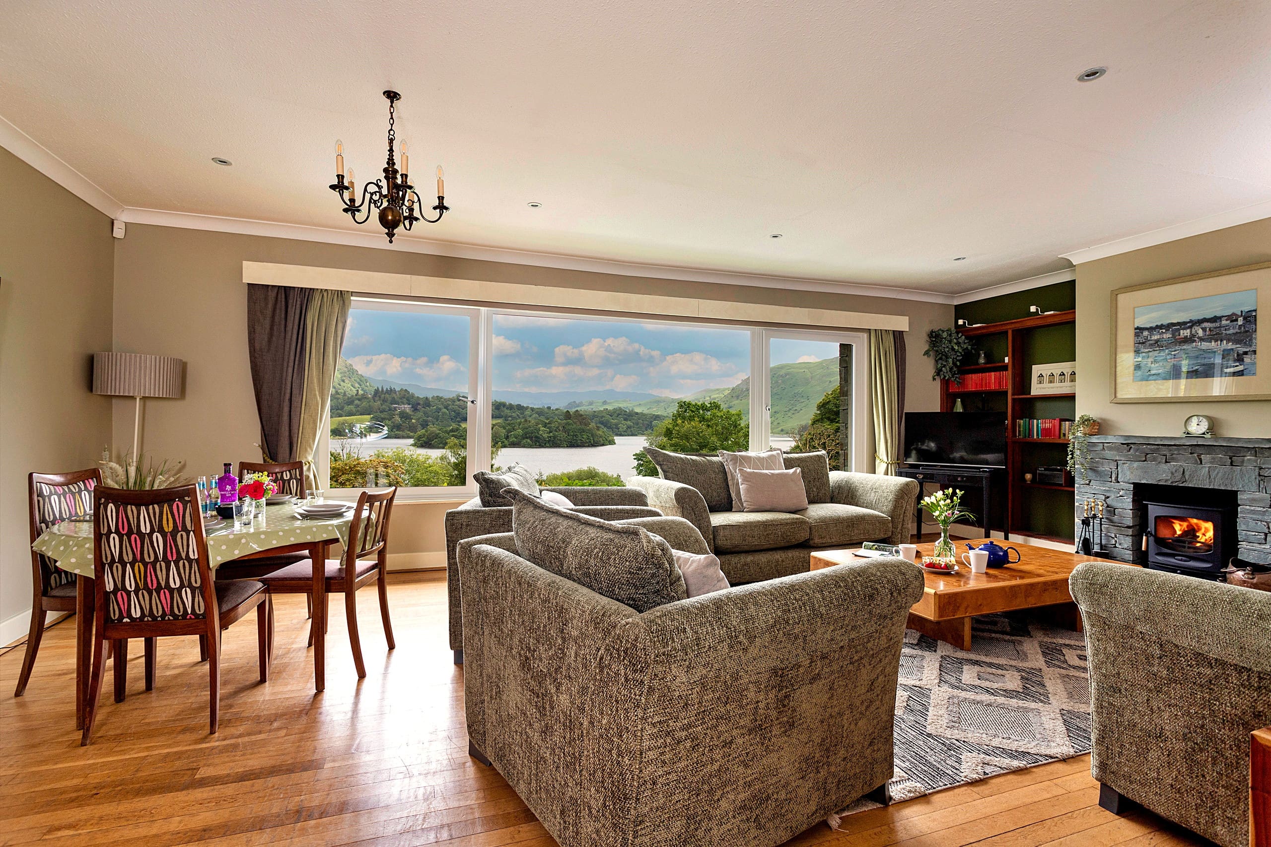 House Nab Scar: Luxury 4-Bedroom House with Exclusive Lake Access, Lake District