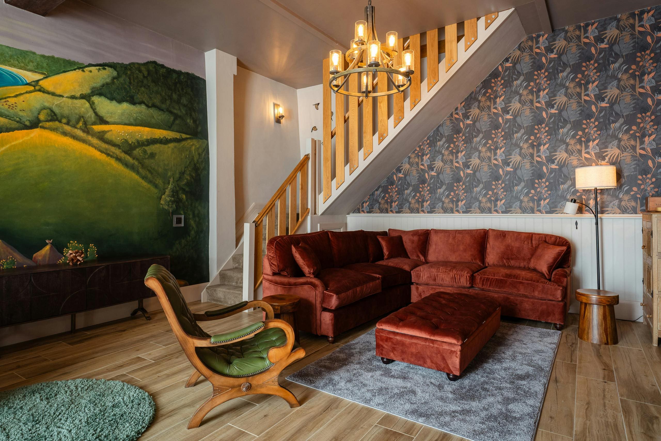 House Naburn Paignton: Charming 3-Bedroom Holiday Cottage with Hot Tub and Sea Views, Paignton