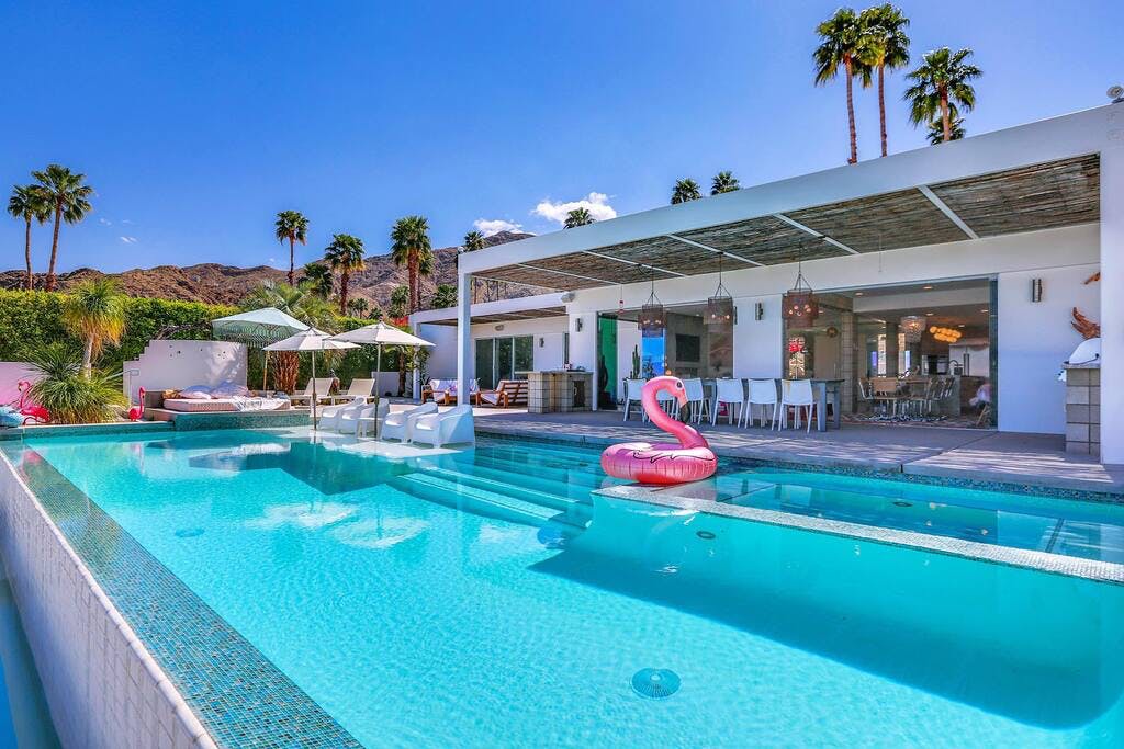 House Ocotillo Mirage: Luxury 4-Bedroom Apartment with Infinity Pool, Rancho Mirage