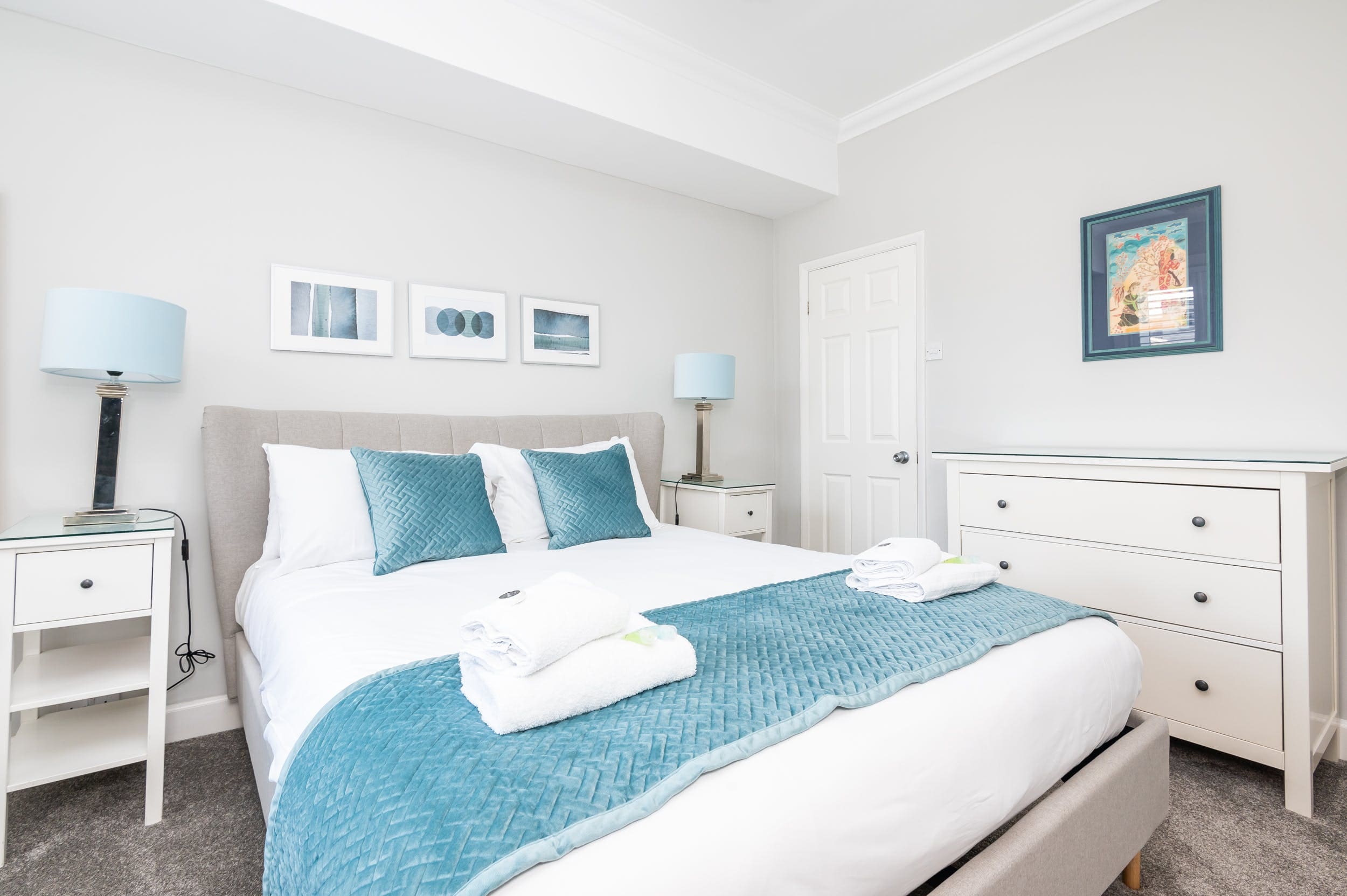 House Ouse York York City Centre: Spacious 5-Bedroom Apartment Rental with En-Suite Baths, York City Centre