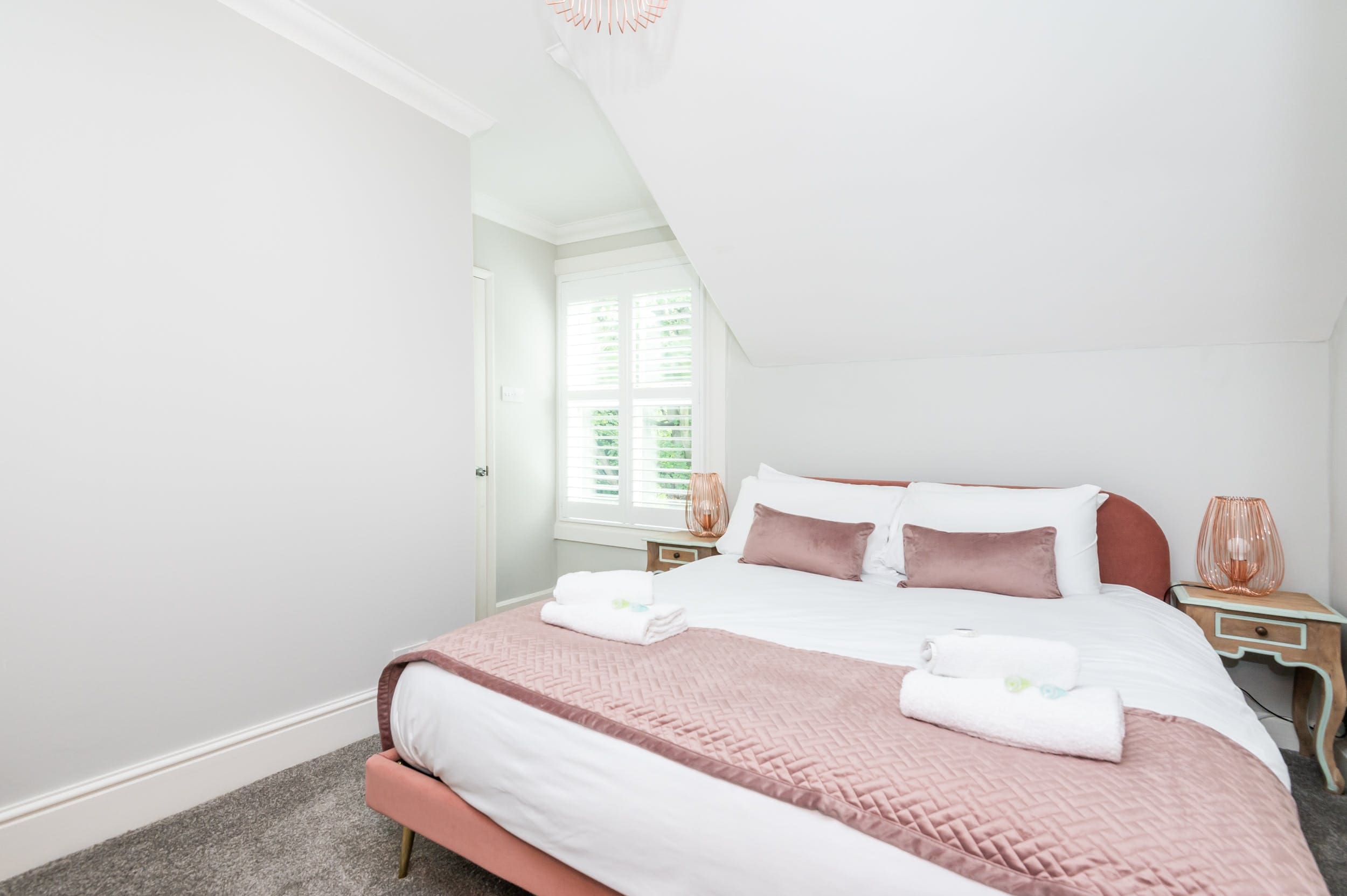 House Ouse York York City Centre: Spacious 5-Bedroom Apartment Rental with En-Suite Baths, York City Centre