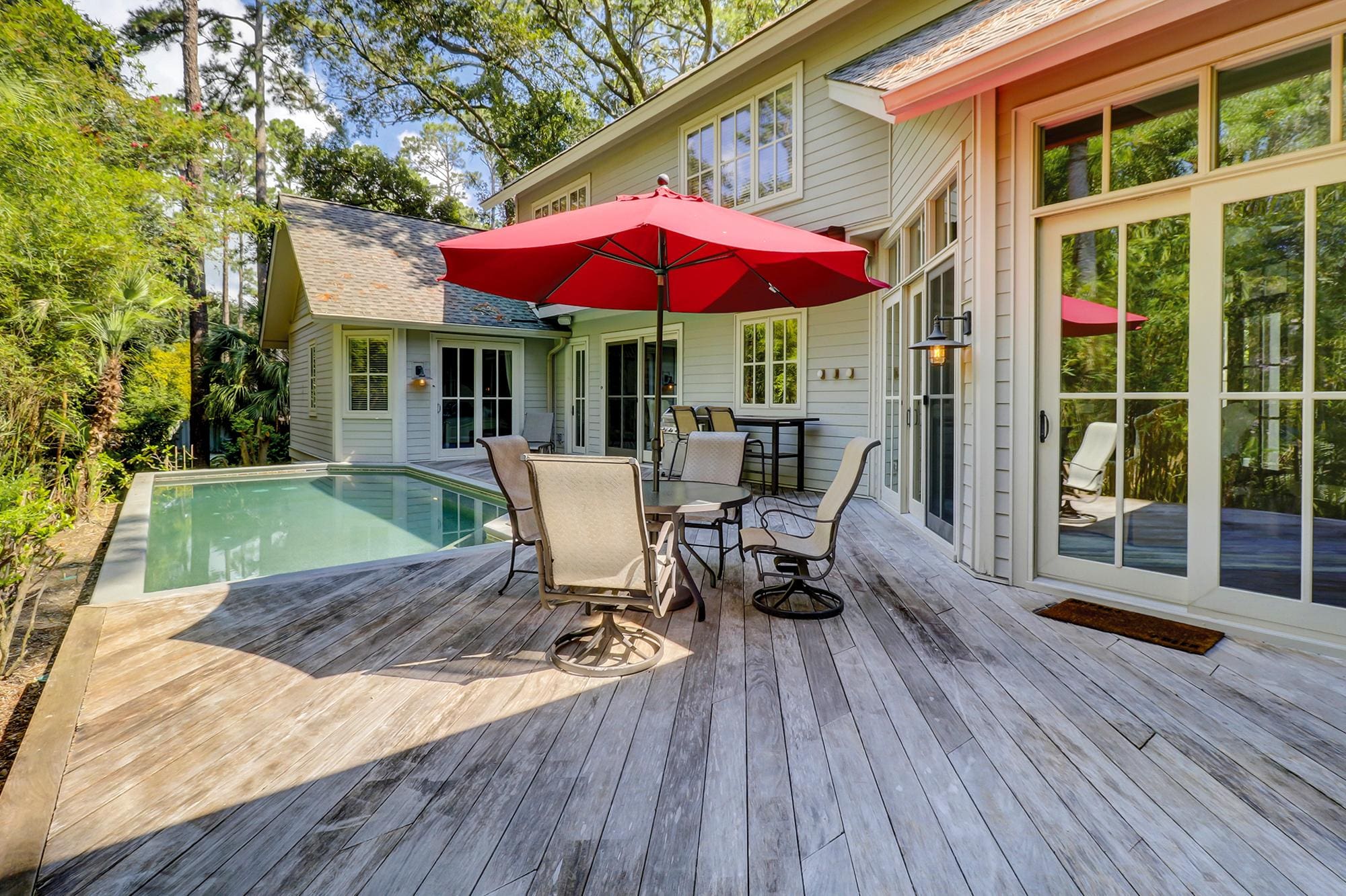 Villa Lysias Coligny Hilton Head: Luxury 5-Bedroom Villa with Seaview and Pool, Hilton Head