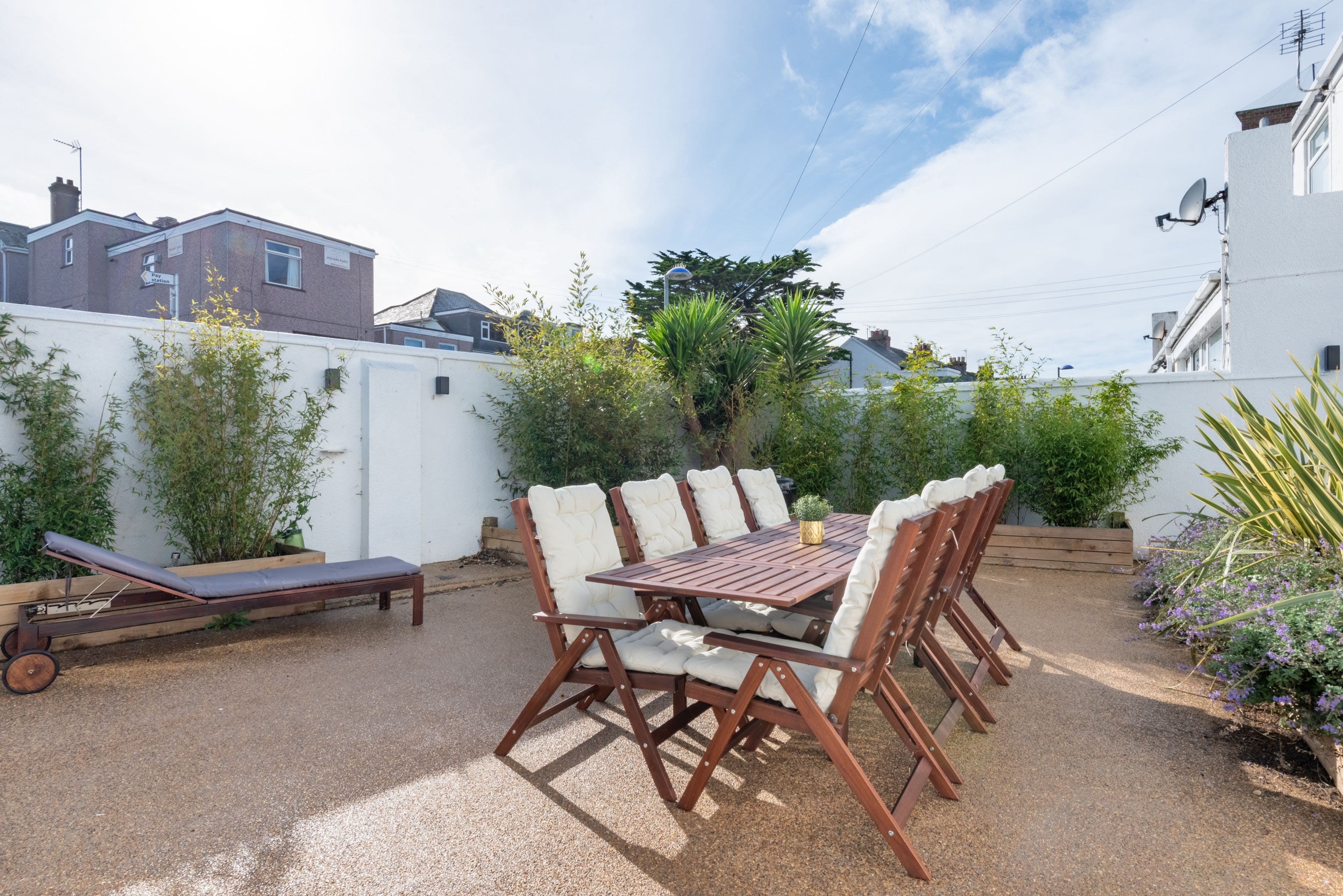 House Helm Tolcarne Newquay: Luxury 4-Bedroom House with Sea Views and BBQ, Newquay