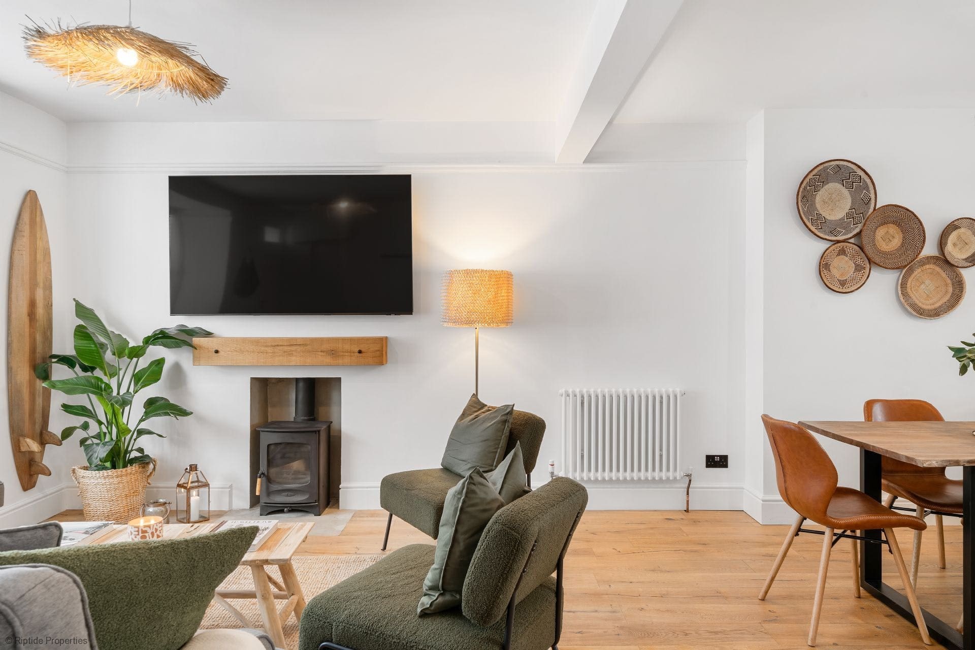 House Pentire Newquay Newquay: Luxury 3-Bedroom Villa with Sea Views and Family Features, Newquay