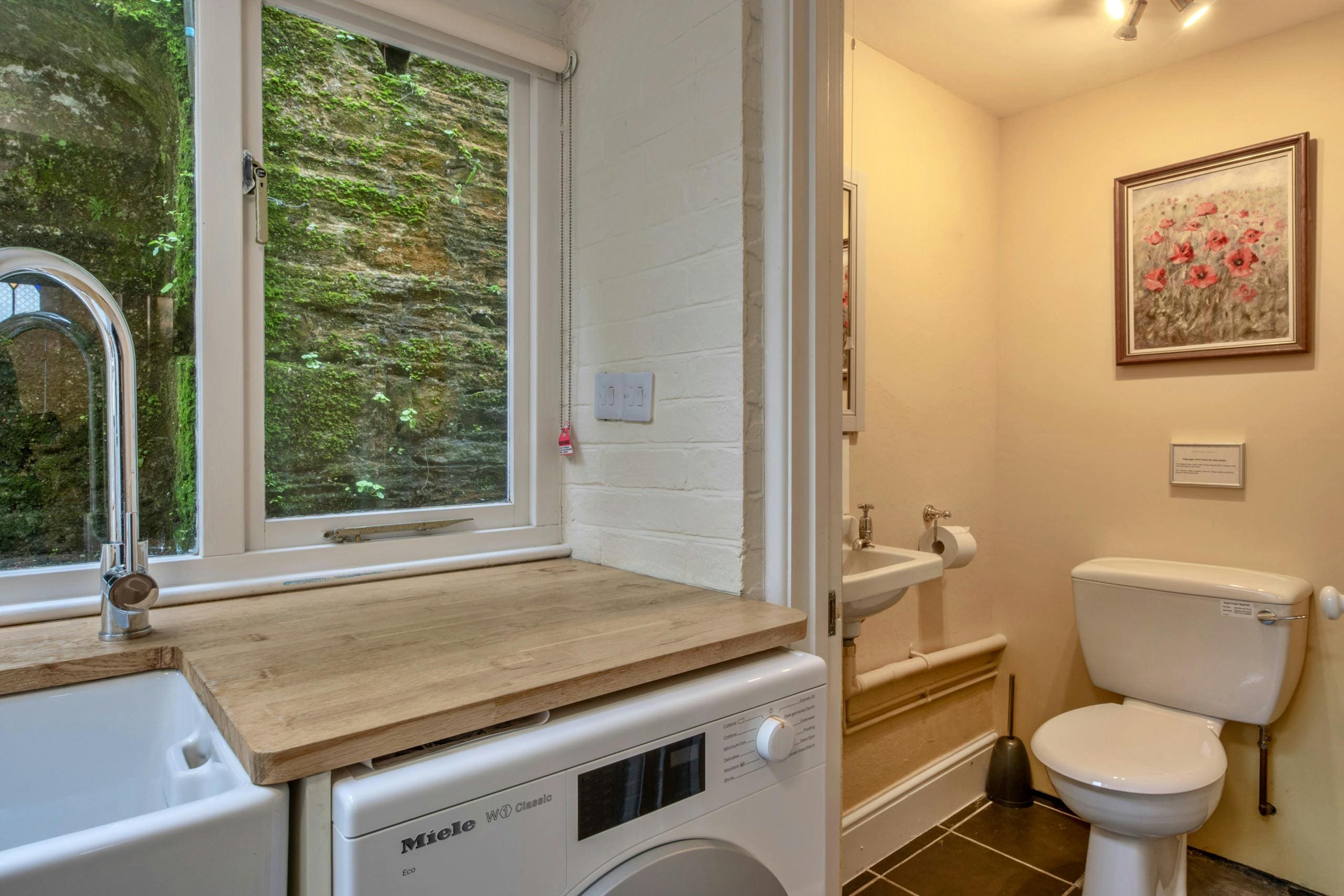 House Helm Golant Fowey: Luxury 4-Bedroom Villa with Riverside Views and Family-Friendly Features, Fowey