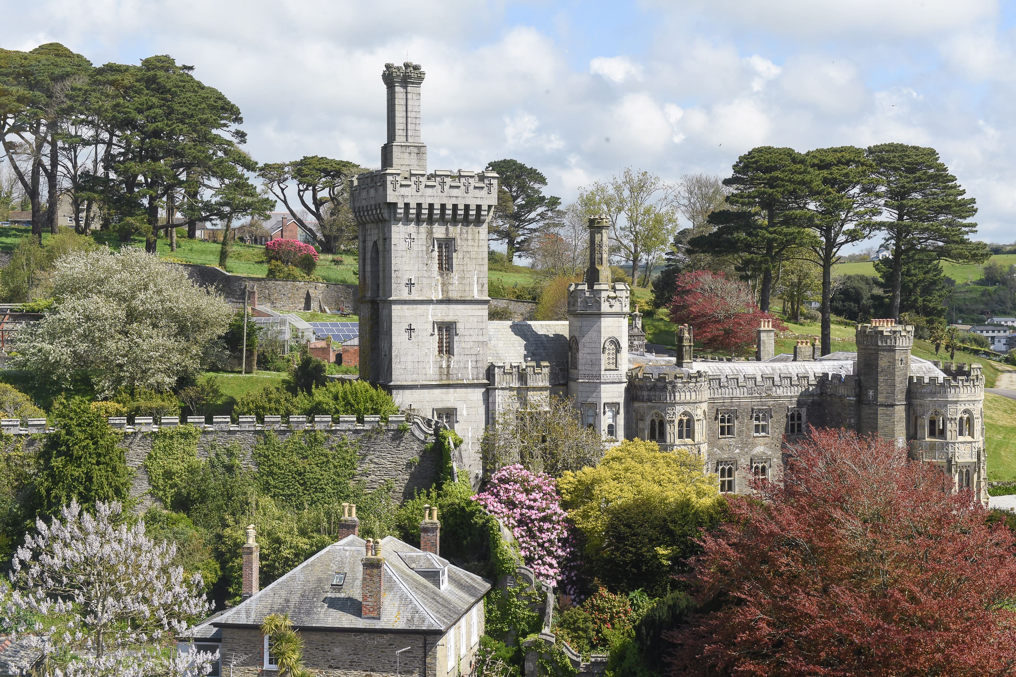 House Rowan Golant Fowey: Charming 3-Bedroom Apartment with Seaviews and Beach Nearby in Fowey