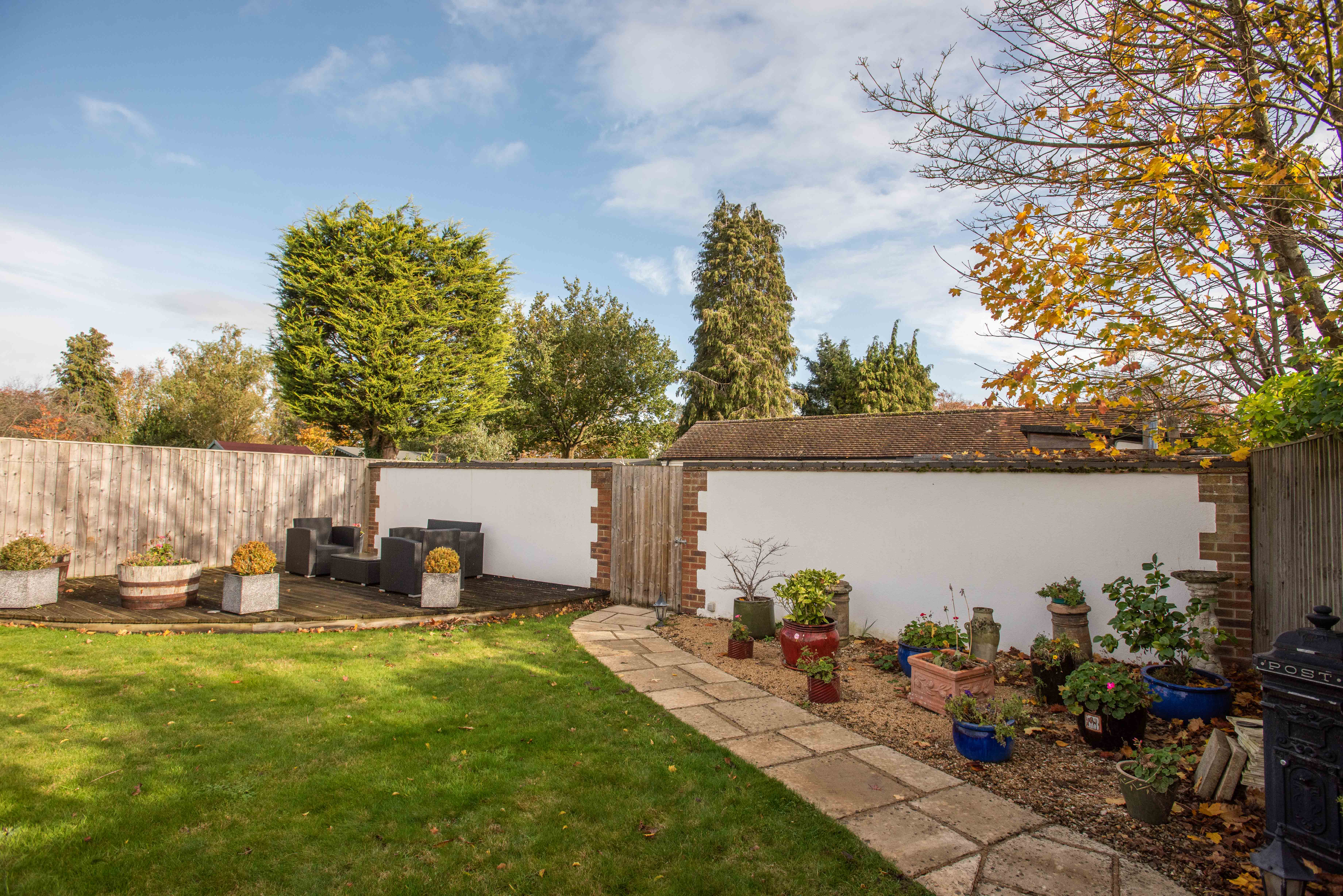 House Port Meadow Oxford: Spacious 4-Bedroom Apartment Rental with Garden and BBQ in Oxford