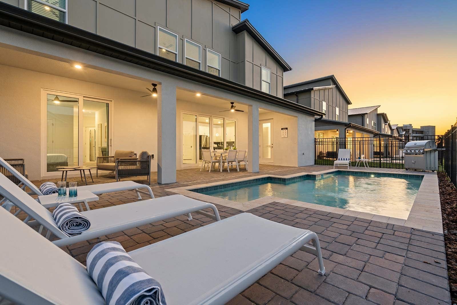 Villa Levante Sawgrass Florida: Luxury 6-Bedroom House with Private Pool and Seaview, Brevard County