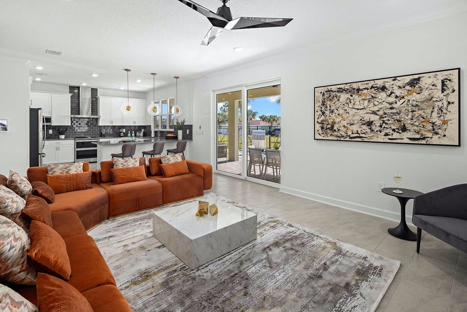 Villa Levante La Brisa South Beach: Elegant 5-Bedroom Villa with Beachfront Access, South Beach
