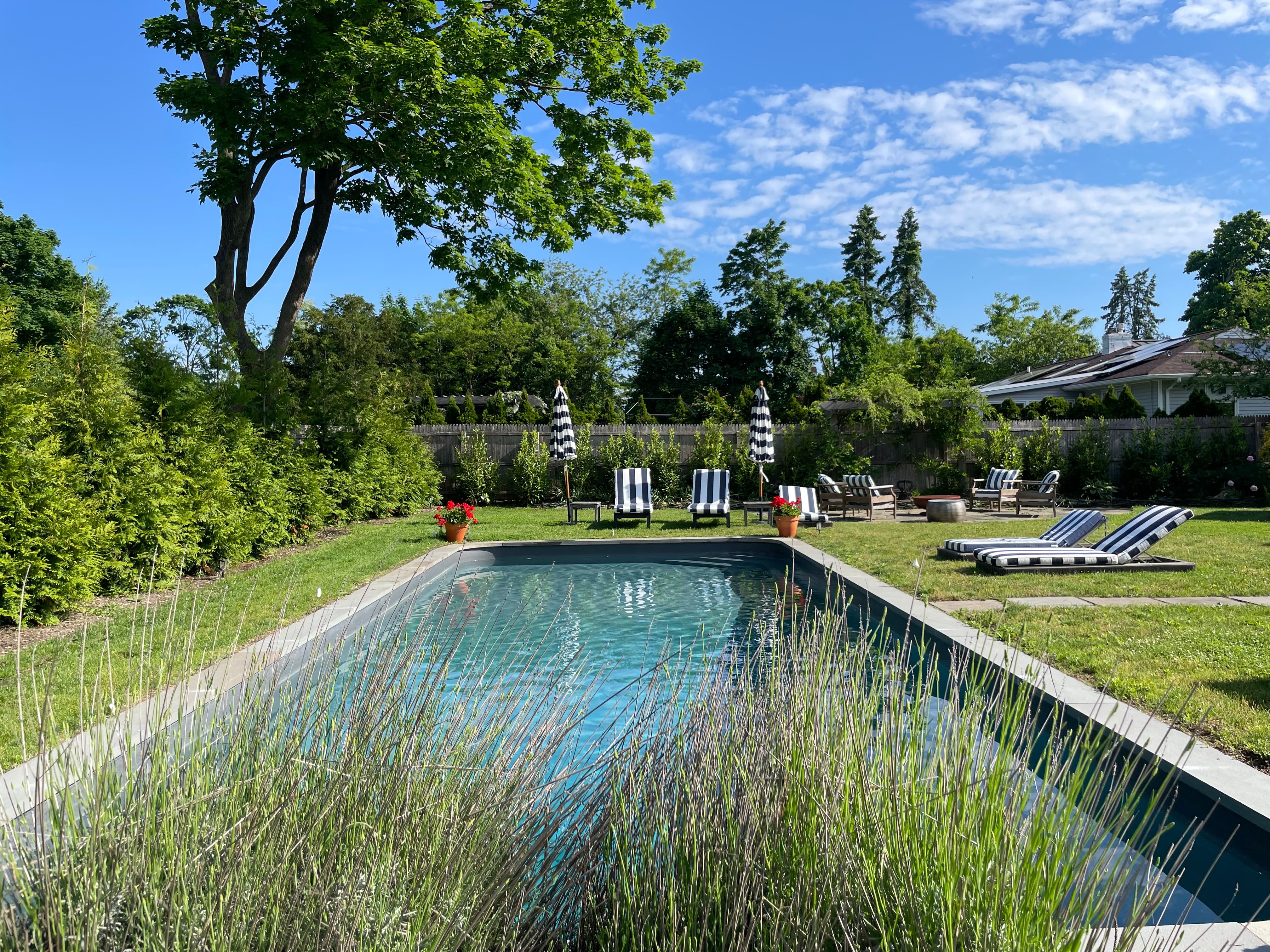 Villa Alba Lightship Hampton Bays: Luxury 4-Bedroom House with Seaview and Pool, Hampton Bays