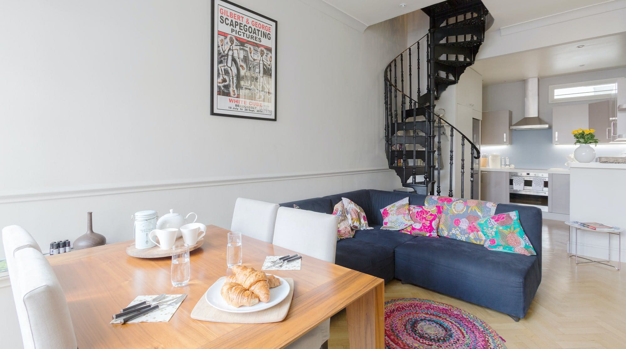 House Vesper Churchill Pimlico: Charming 3-Bedroom Townhouse Rental with Family-Friendly Features in Pimlico