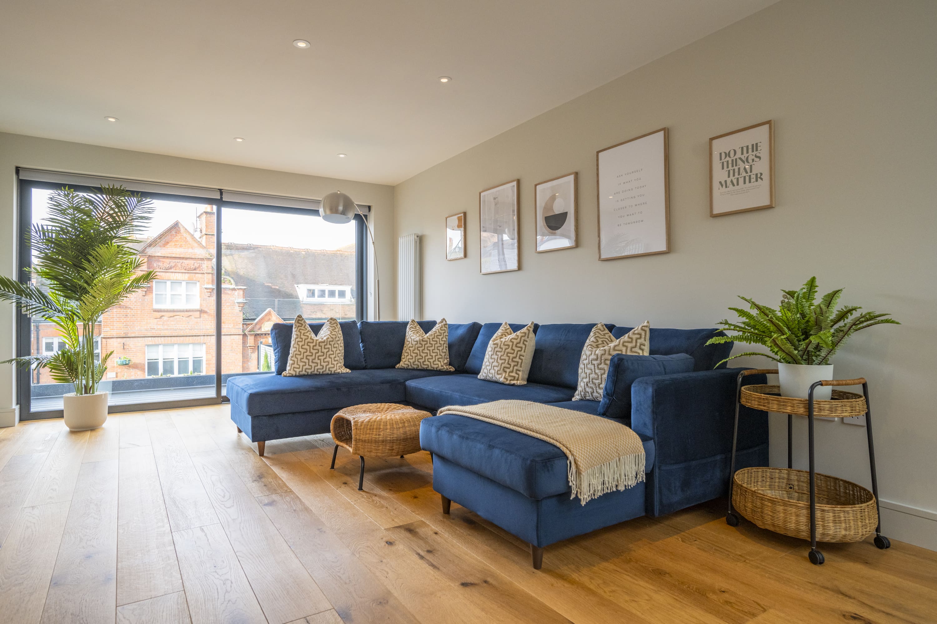 House Thameside Henley: Spacious 3-Bedroom Family Apartment Rental with Countryside Charm, Henley-on-Thames