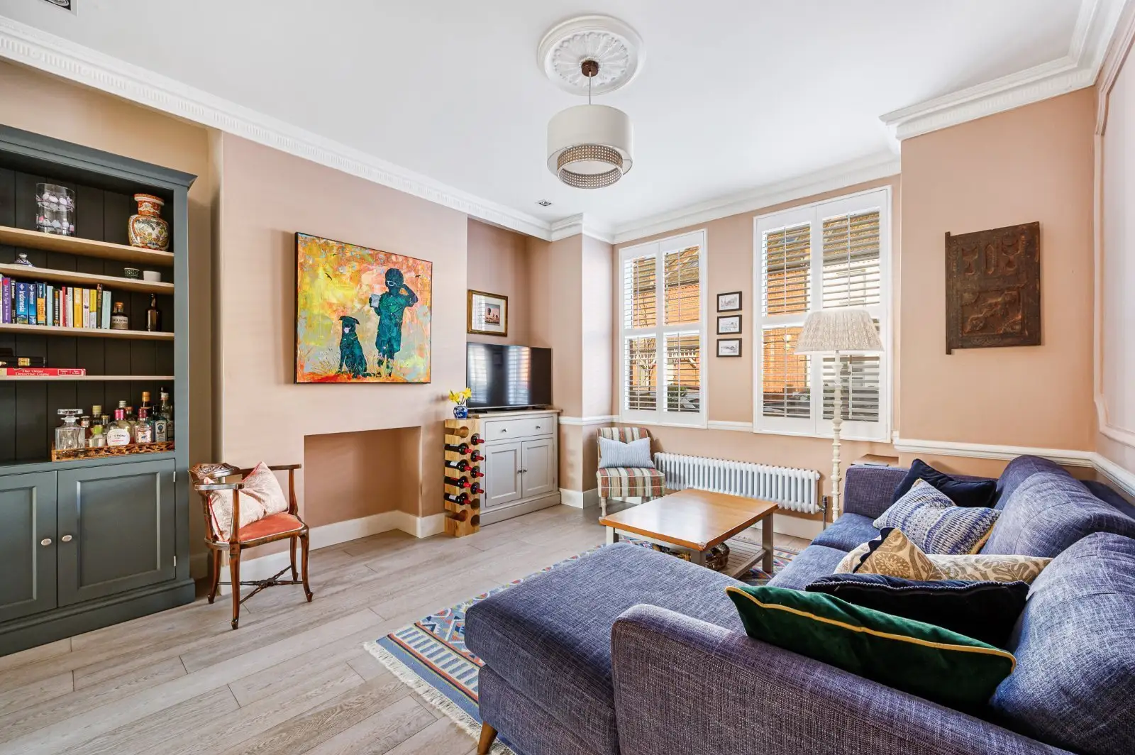 House Thamesmead Chiswick: Luxury 2-Bedroom Townhouse with Private Garden, Family-Friendly in Chiswick London