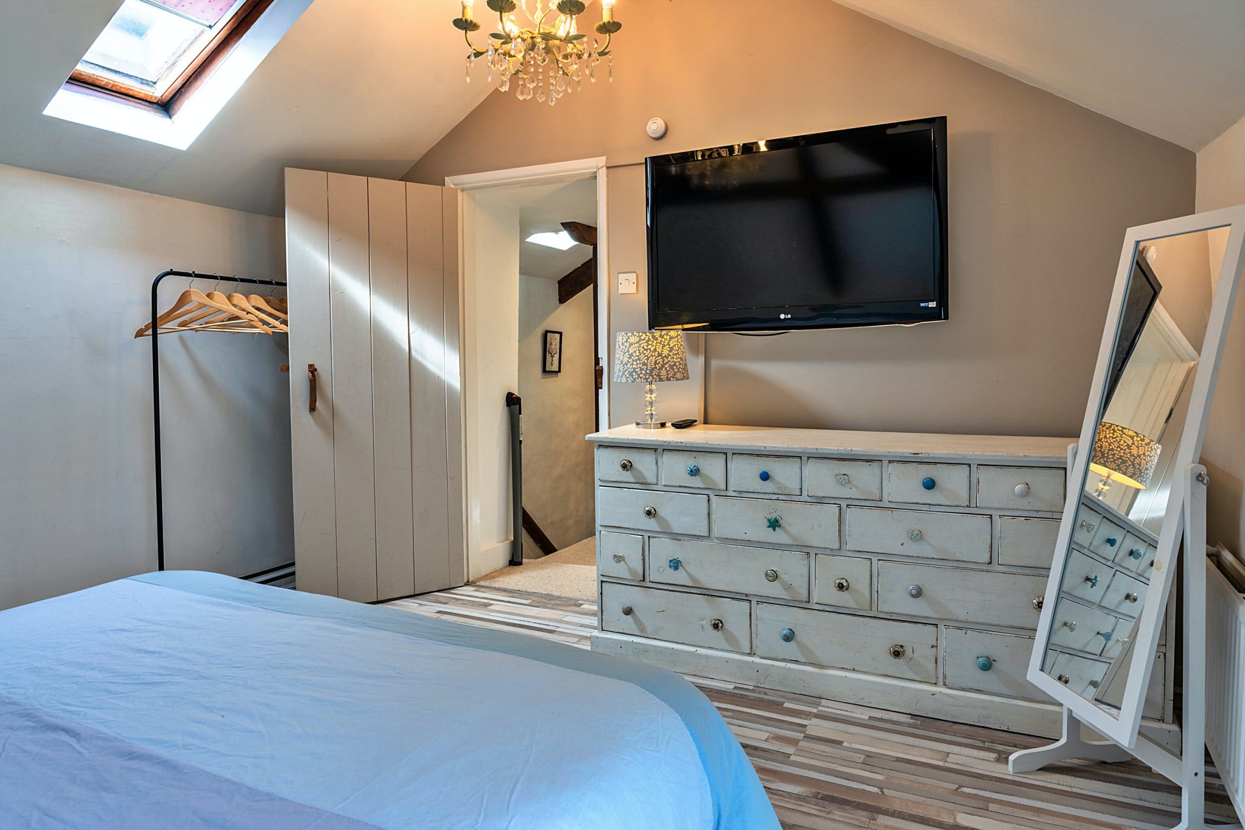 House Tors Valley: Luxury 5-Bedroom Cottage with Family Amenities, West Devon