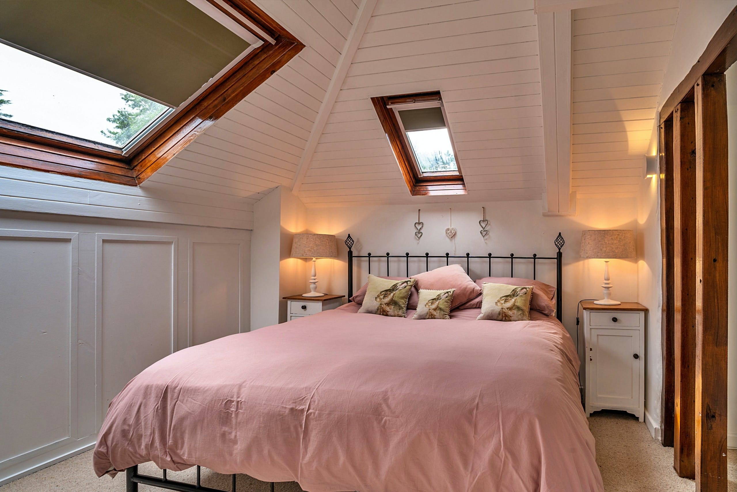 House Tors Valley: Luxury 5-Bedroom Cottage with Family Amenities, West Devon