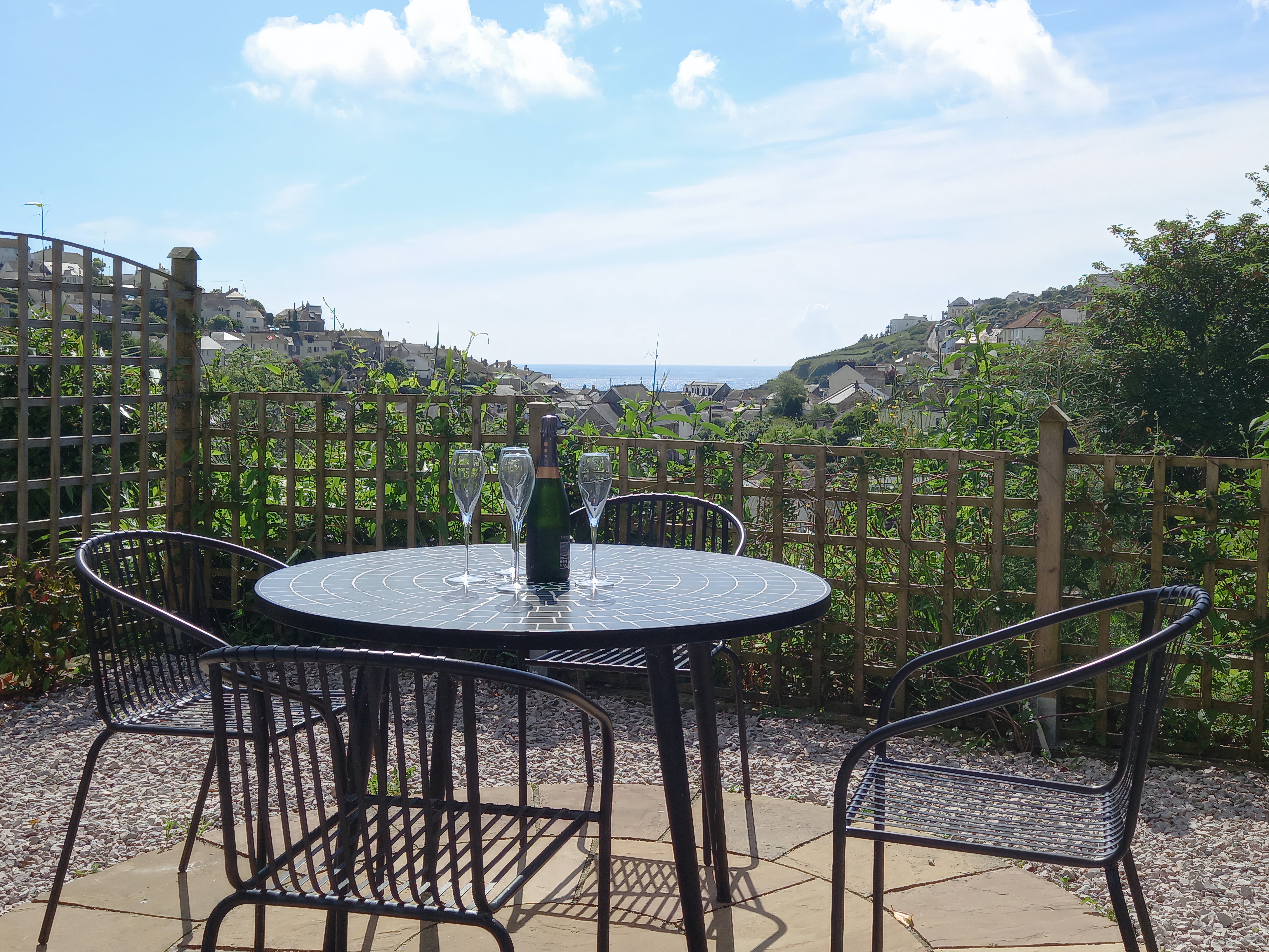 House Tremore Mevagissey: Luxury 4-Bedroom House with Sea Views and BBQ, Mevagissey Cornwall