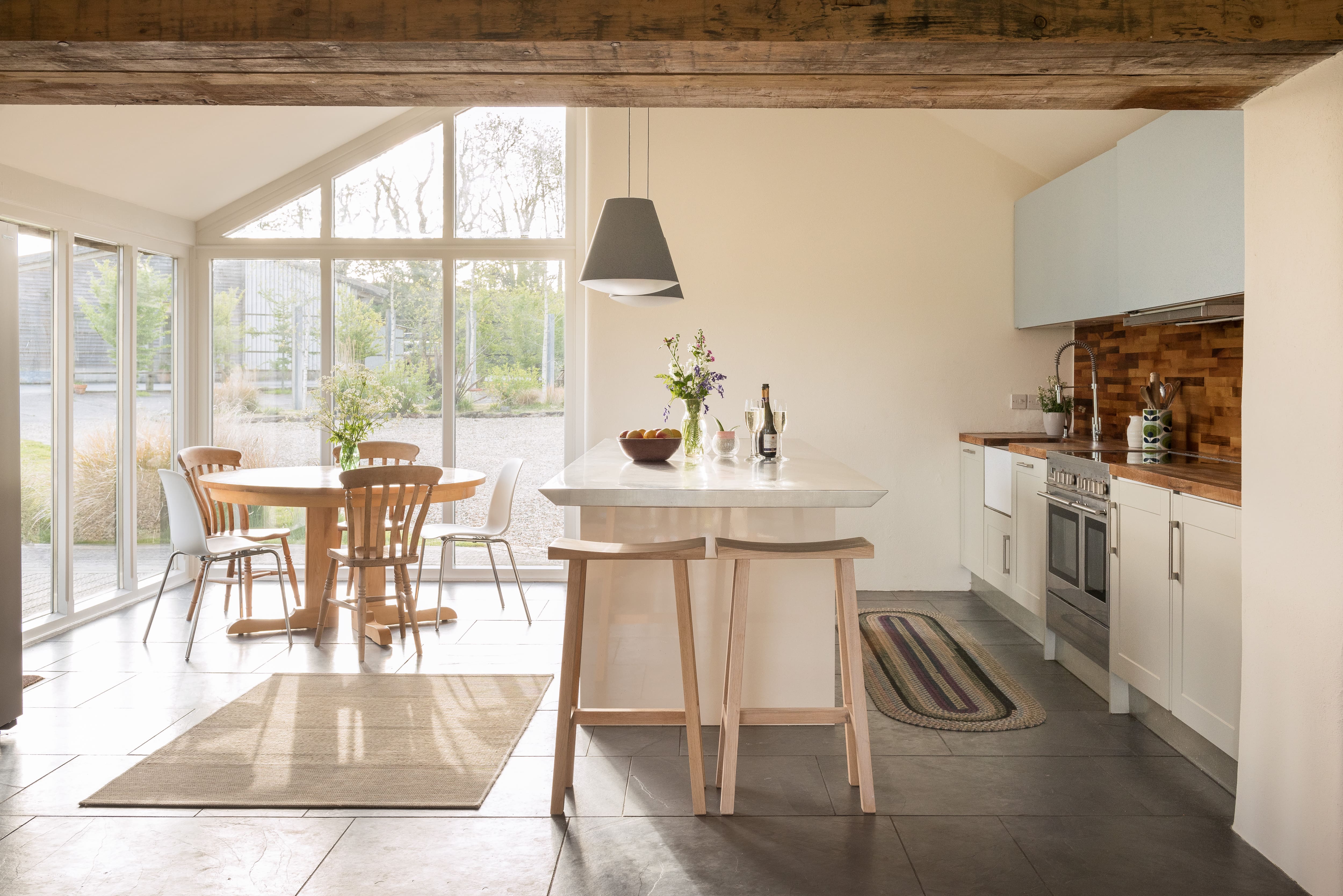 House Trethevy Tintagel: Charming 3-Bedroom Apartment Rental with Seaview and Garden in Tintagel