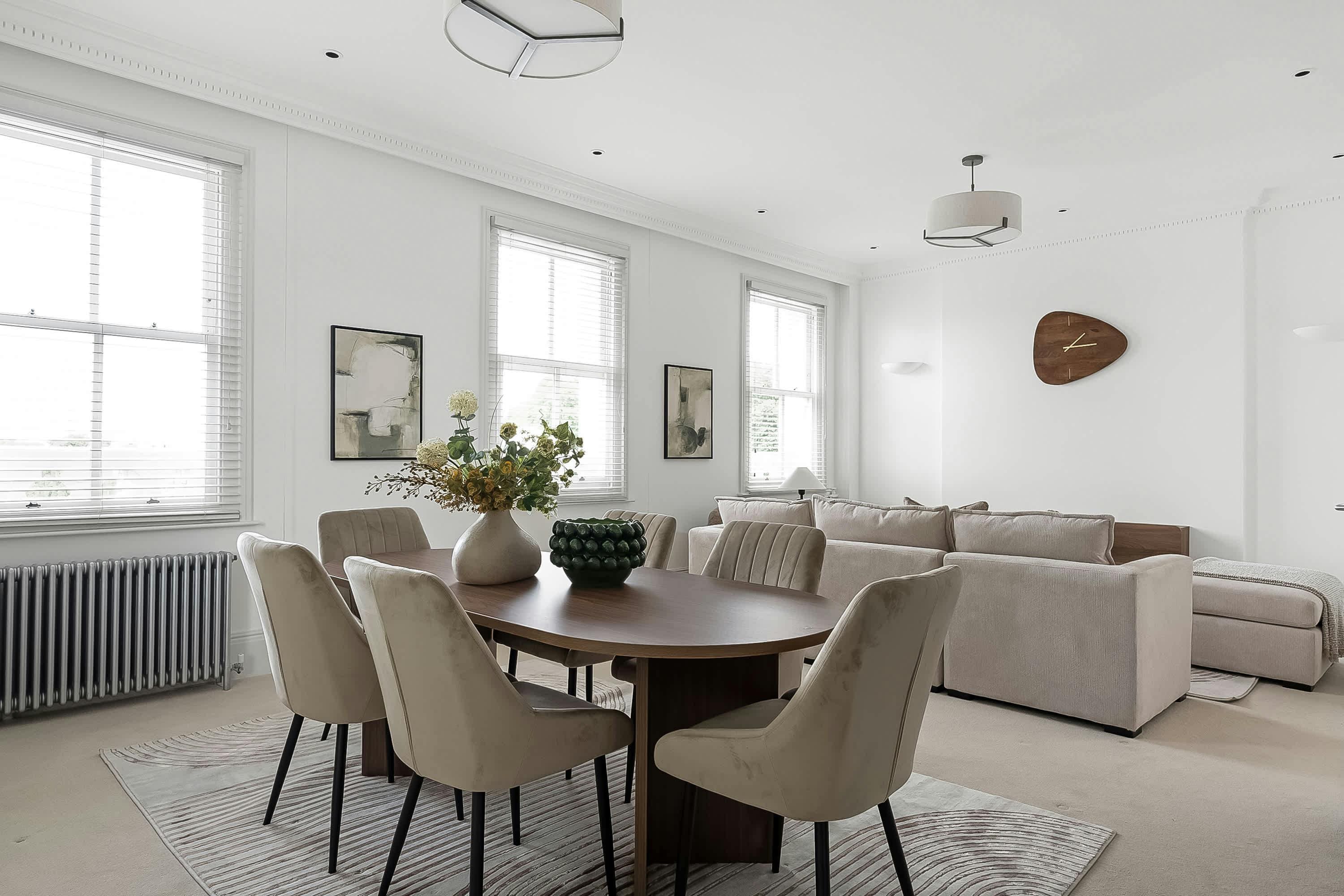 House Vesper Maida Vale Paddington: Spacious 3-Bedroom Apartment Rental with Family Amenities in Paddington, London