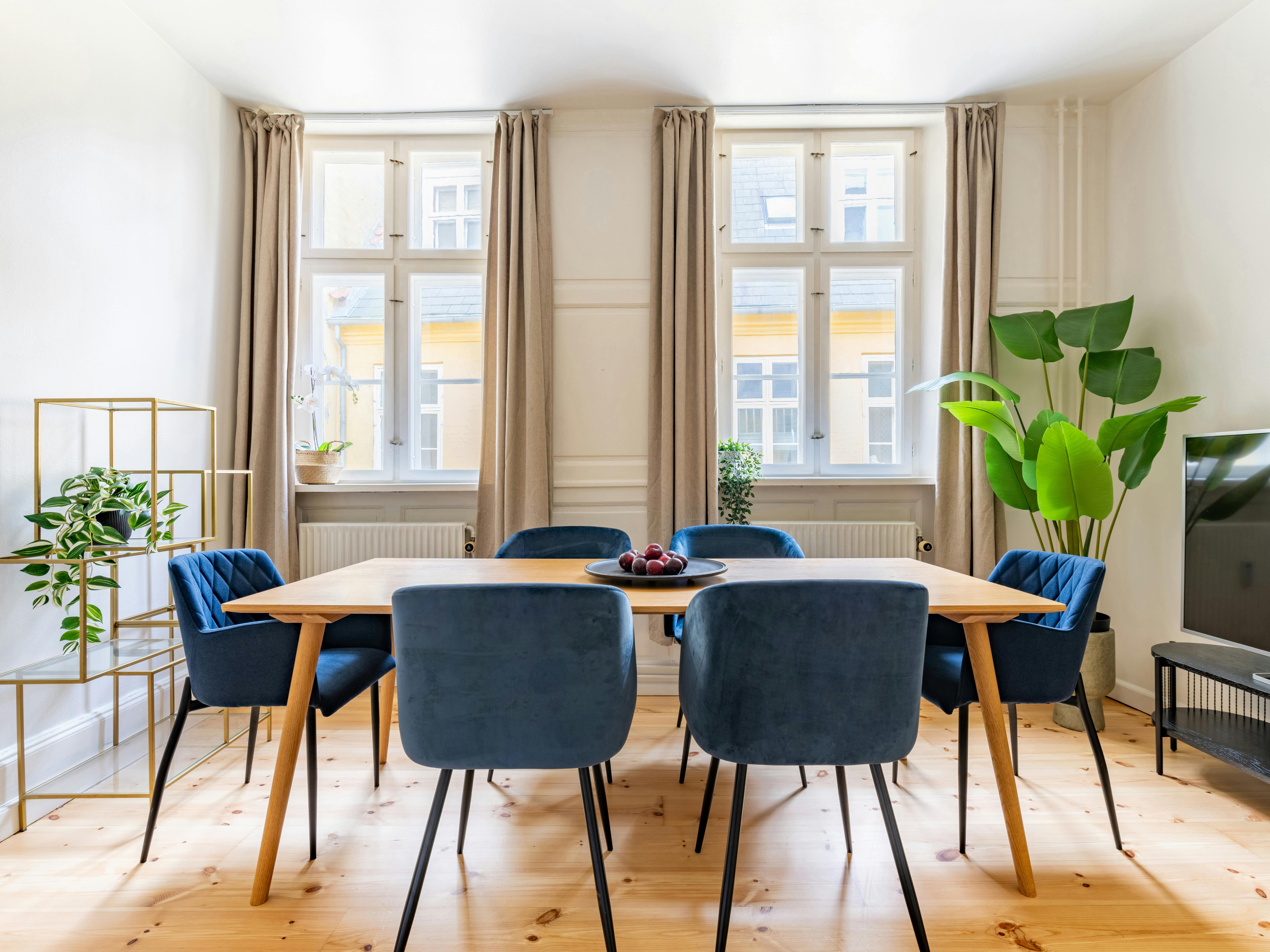 House Vesterbro Indre By: Charming 4-Bedroom Townhouse Rental with Family-Friendly Features, Indre By