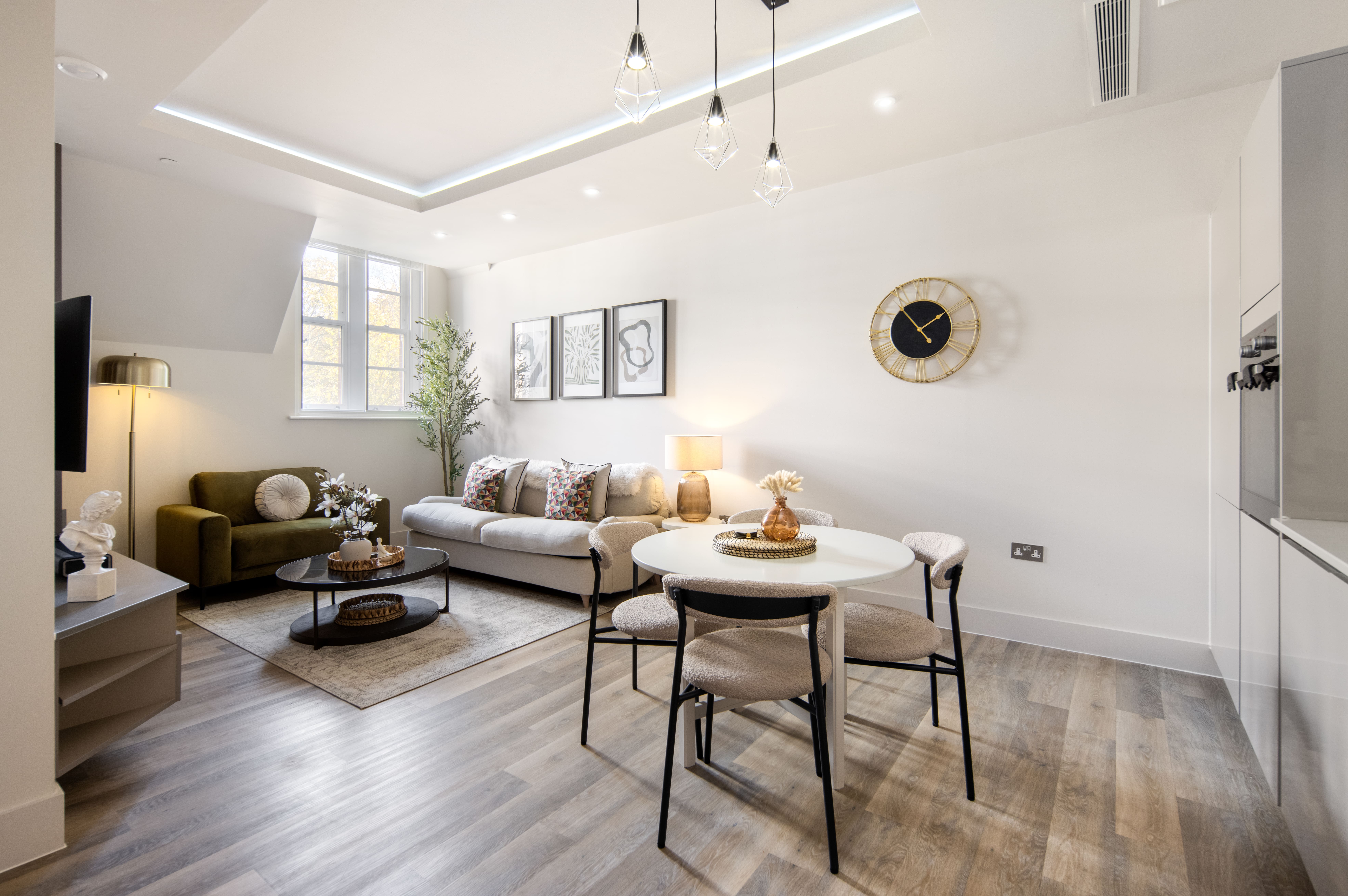 House Gloaming Cremorne Battersea: Stylish 2-Bedroom Apartment with Air-Con and Family-Friendly Comfort, Battersea
