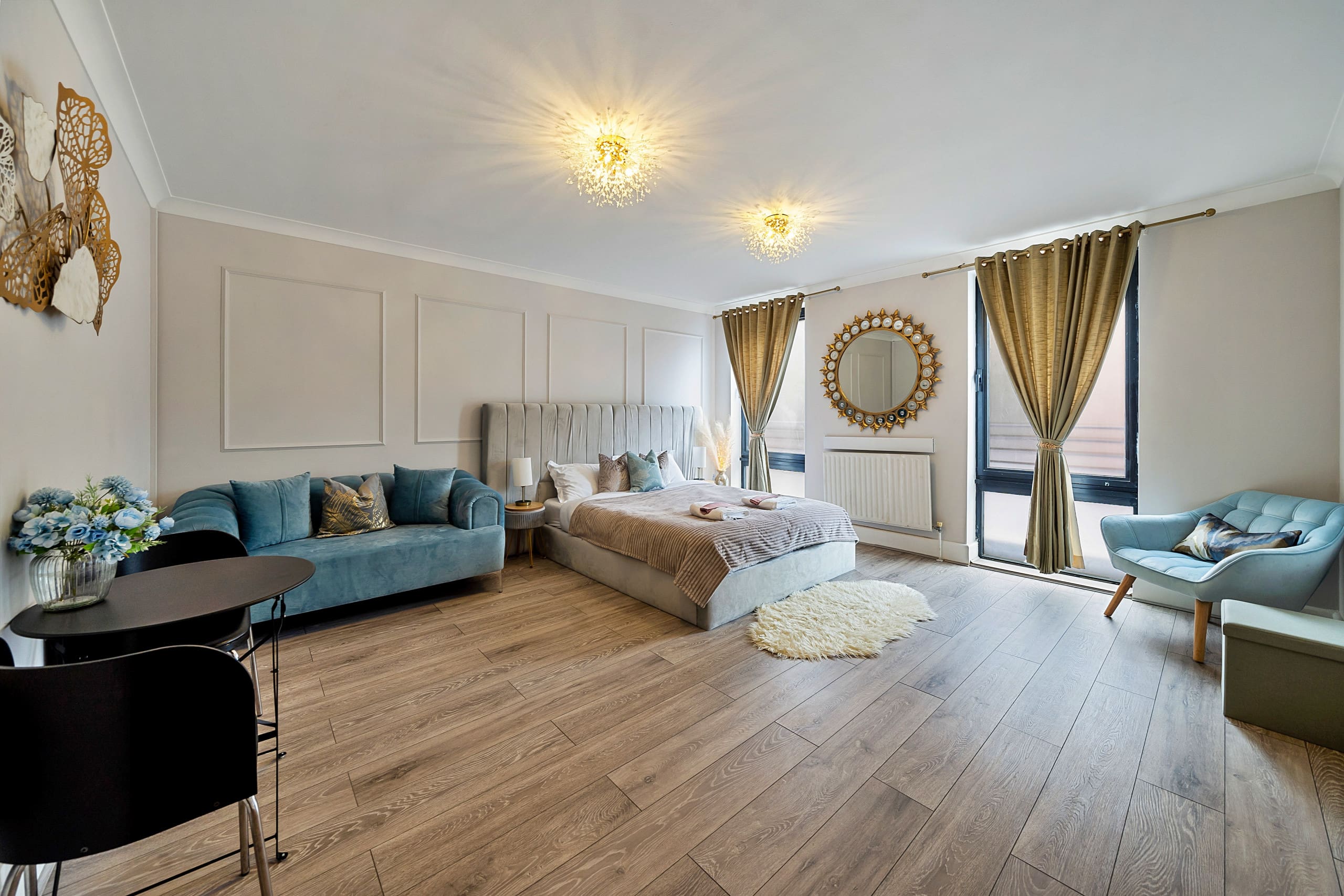 House Wapping Stepney: Chic 2-Bedroom Family-Friendly Apartment Rental in Stepney, London