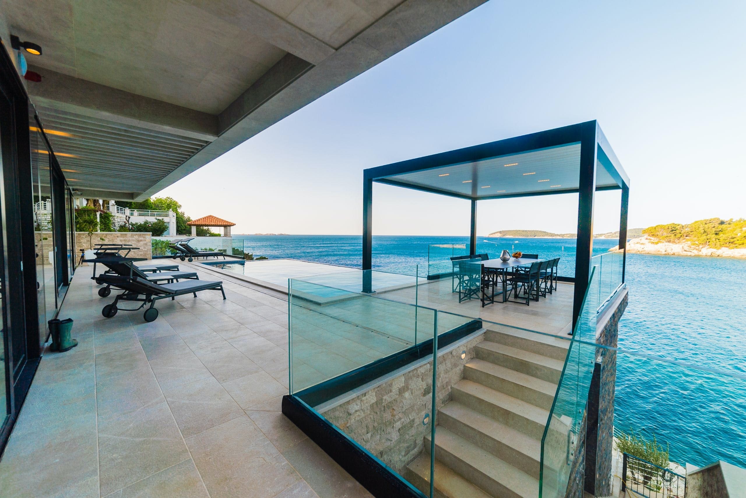 Kuća Safran Sustjepan Dubrovnik: Luxury 6-Bedroom Apartment with Sea Views and Pool, Dubrovnik