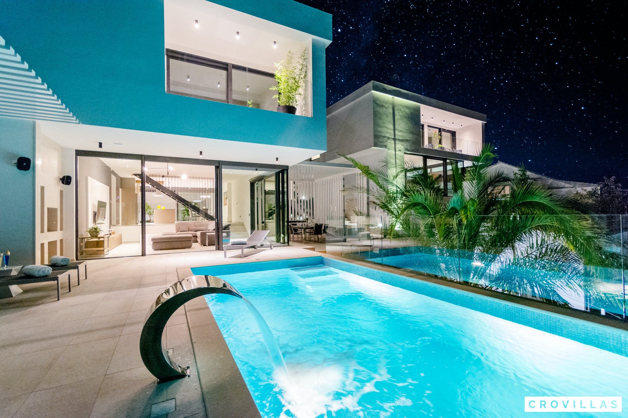 Kuća Lefkos Meje Split: Luxury 3-Bedroom Apartment with Seaview and Pool, Split