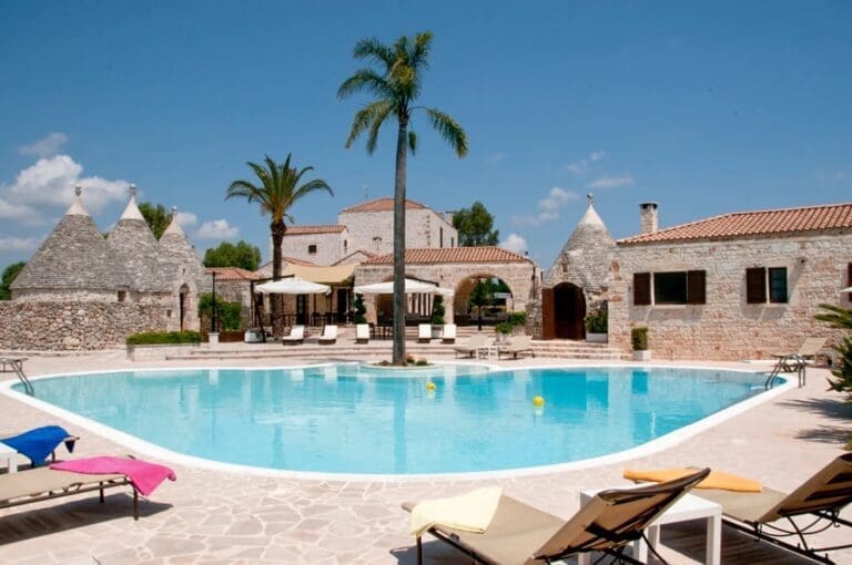 Luxury Villa Rental in Puglia: Masseria Messapica Baia
