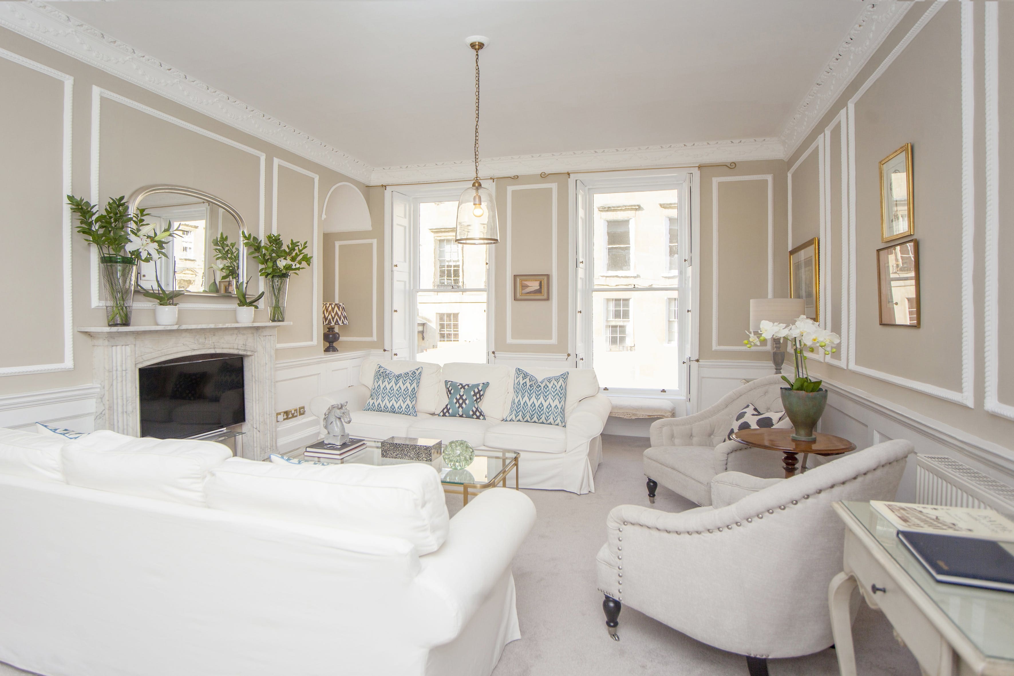 Maison Avon Somerset: Elegant 3-Bedroom Family Apartment Rental in Somerset Bath