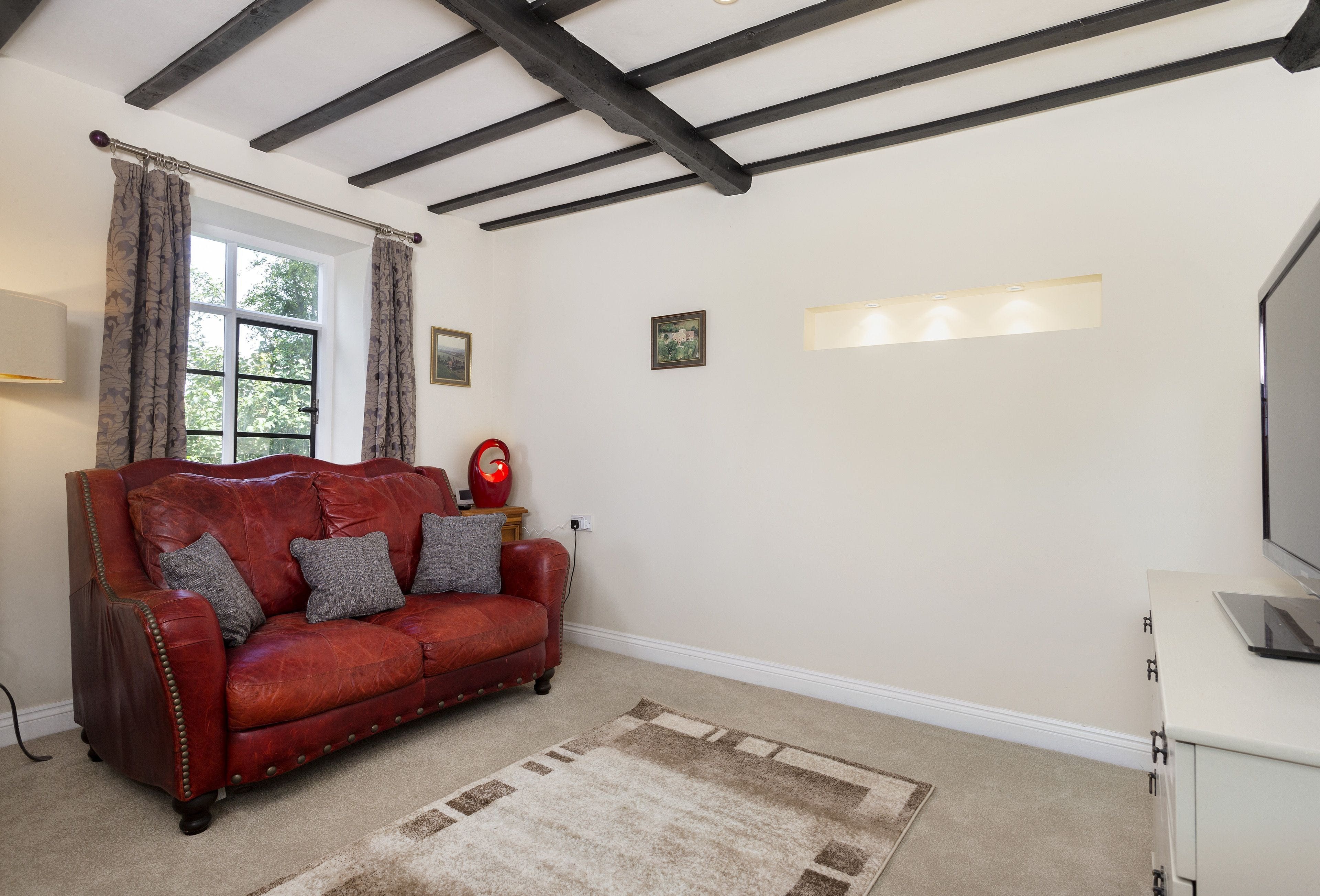 House Gregale Bredon Worcestershire: Spacious 4-Bedroom Luxury House with Hot Tub and Countryside Views, Worcestershire