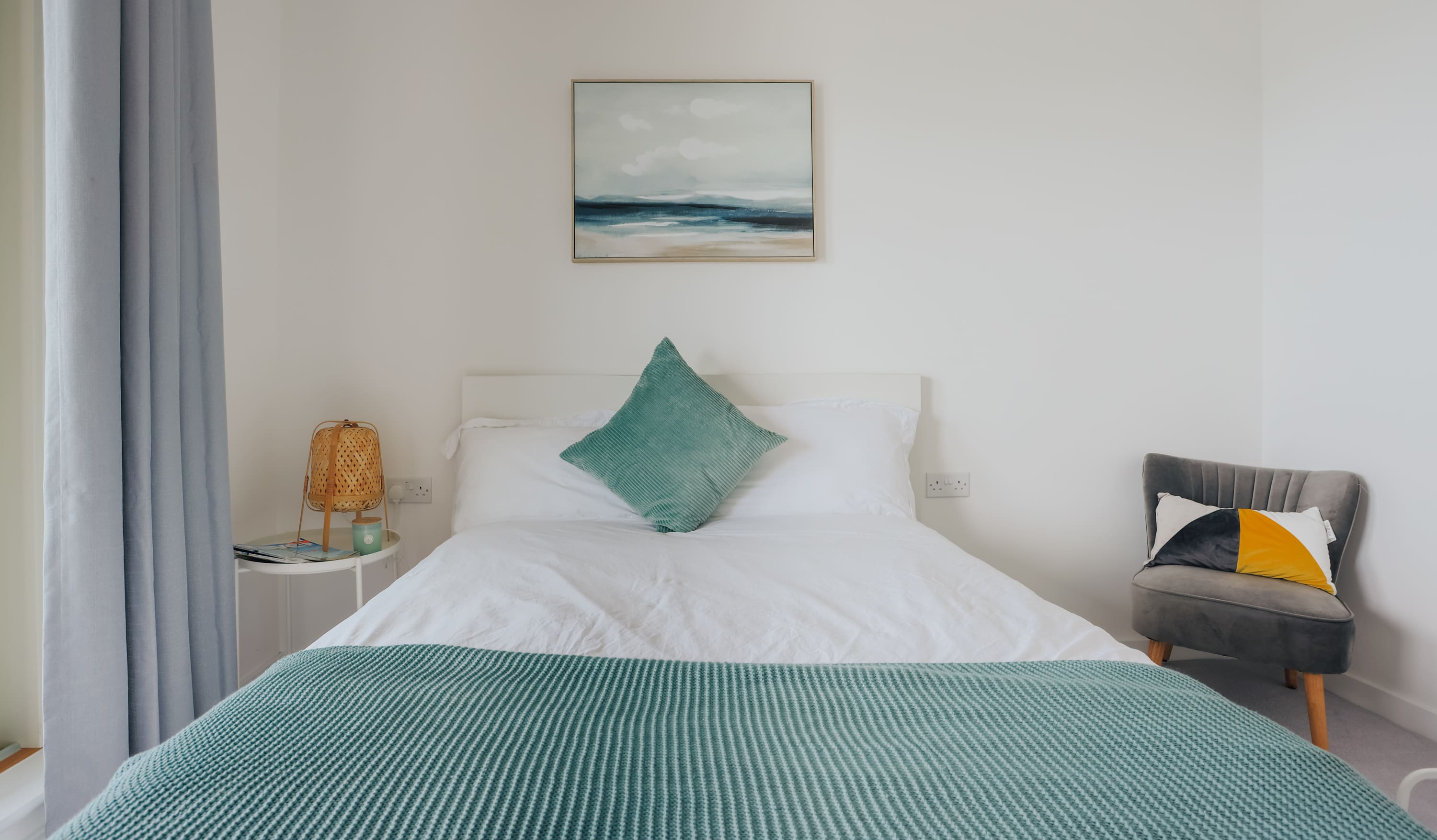 Manor Adur Shoreham: Contemporary 3-Bedroom Apartment with Seaviews in West Sussex
