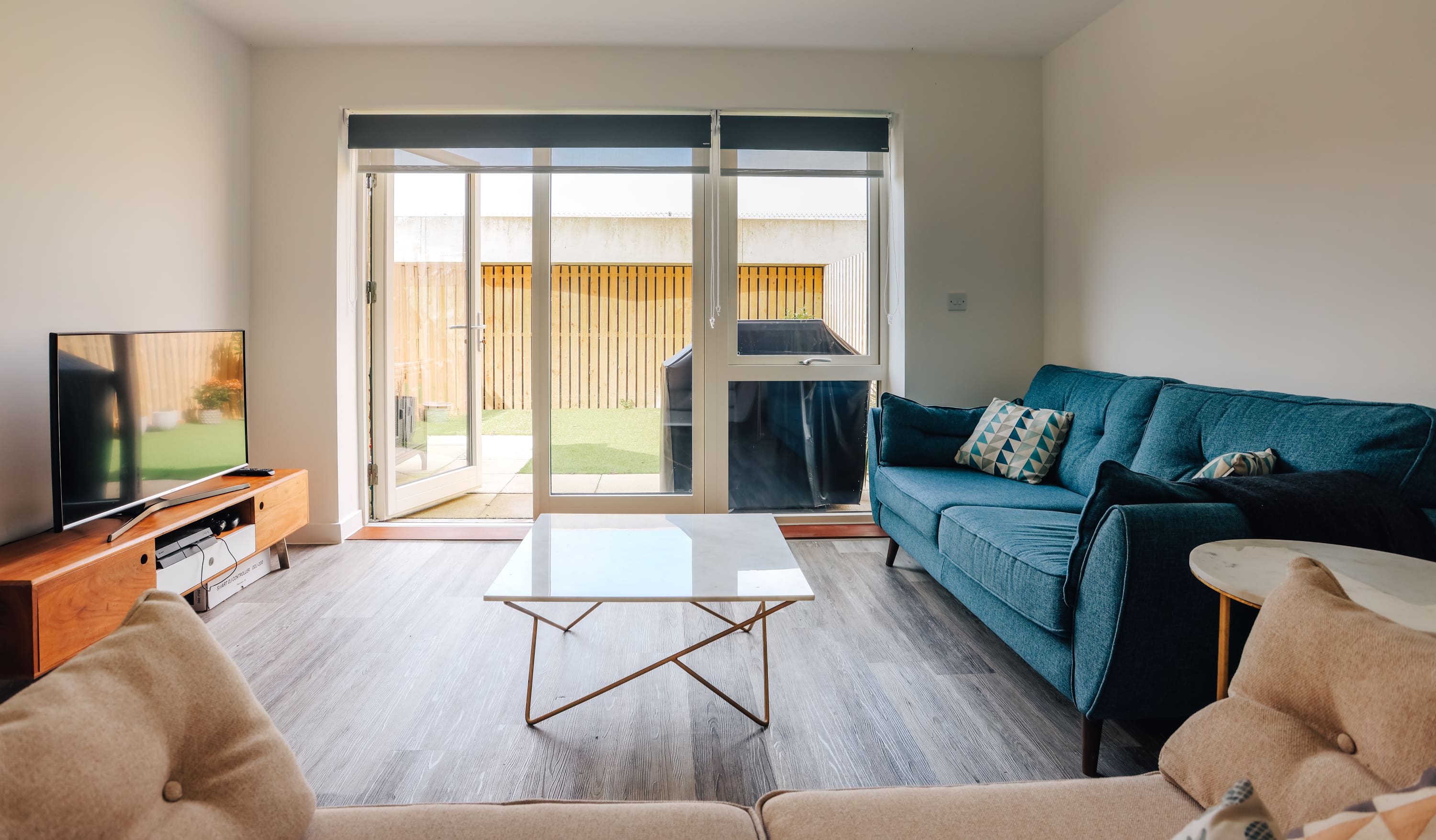 Manor Adur Shoreham: Contemporary 3-Bedroom Apartment with Seaviews in West Sussex