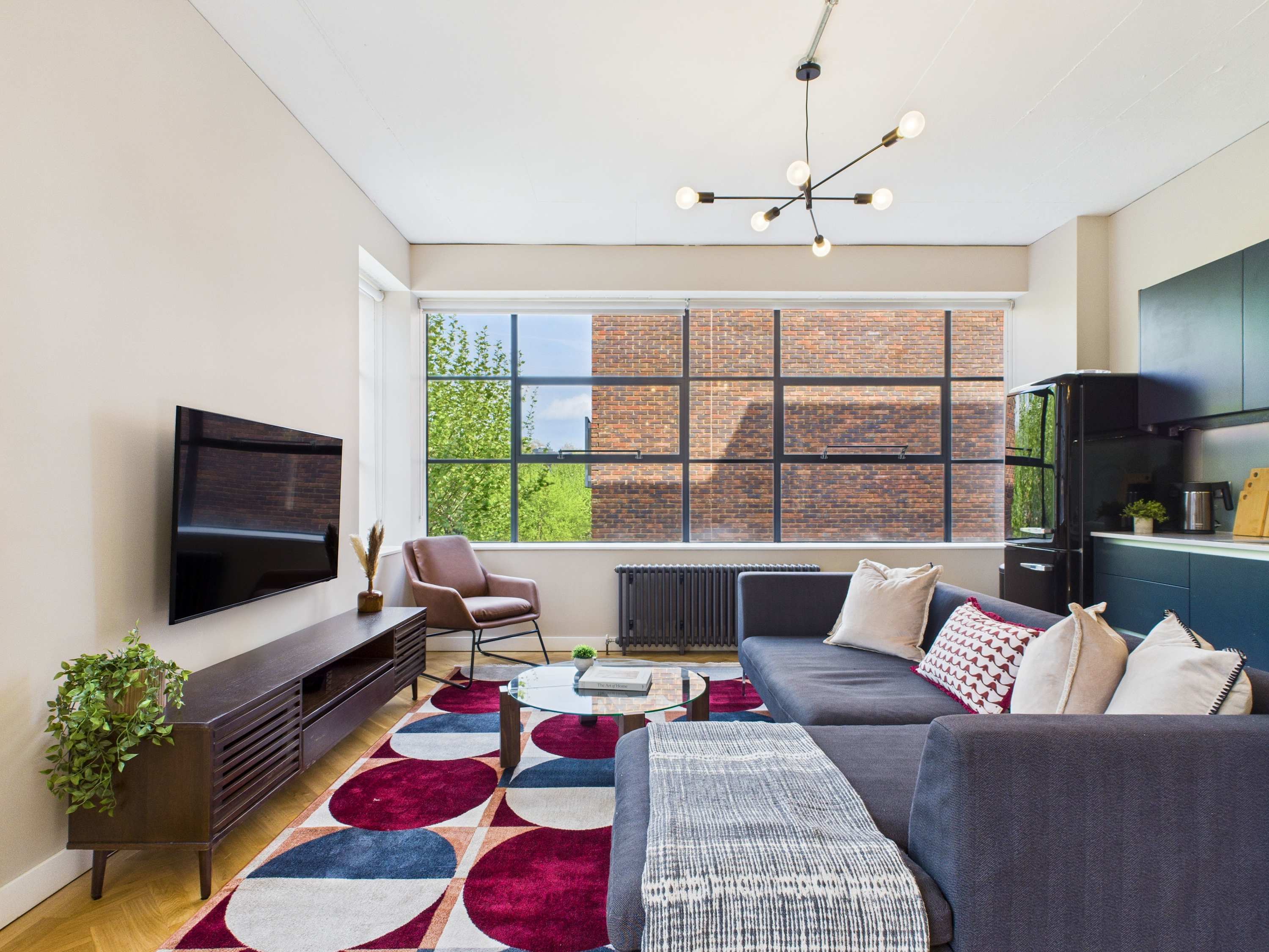 Manor Hoxton Shoreditch: Chic 2-Bedroom Apartment Rental with Communal Terrace, Shoreditch London