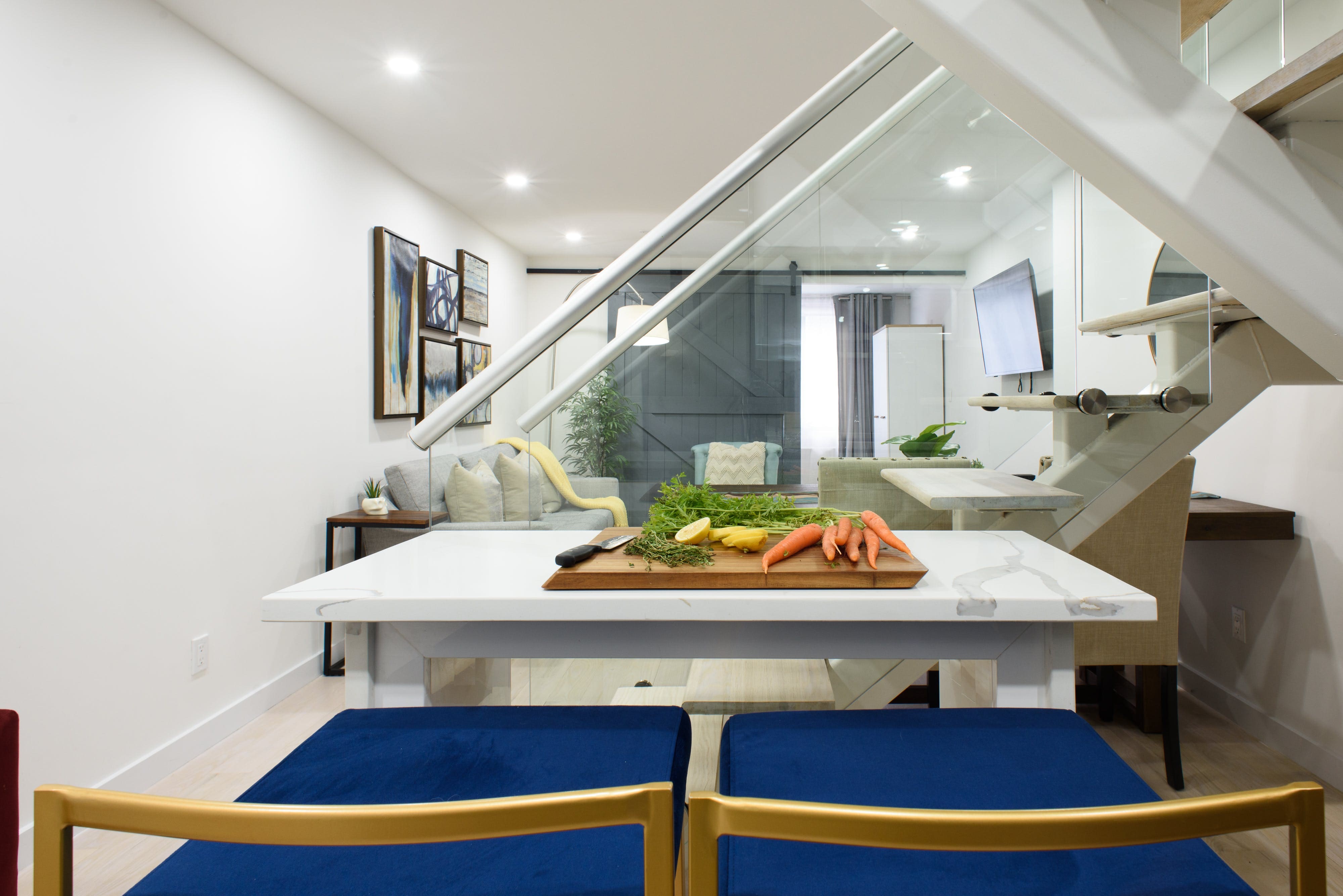 Villa Alba Yorkville Upper East Side: Chic 3-Bedroom Apartment Rental with Air Conditioning, Upper East Side