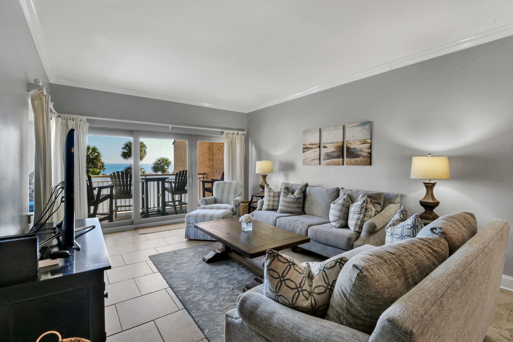 Manor Palmetto Hilton Head Hilton Head 9: Spacious 3-Bedroom Apartment with Sea Views and Pool, Hilton Head