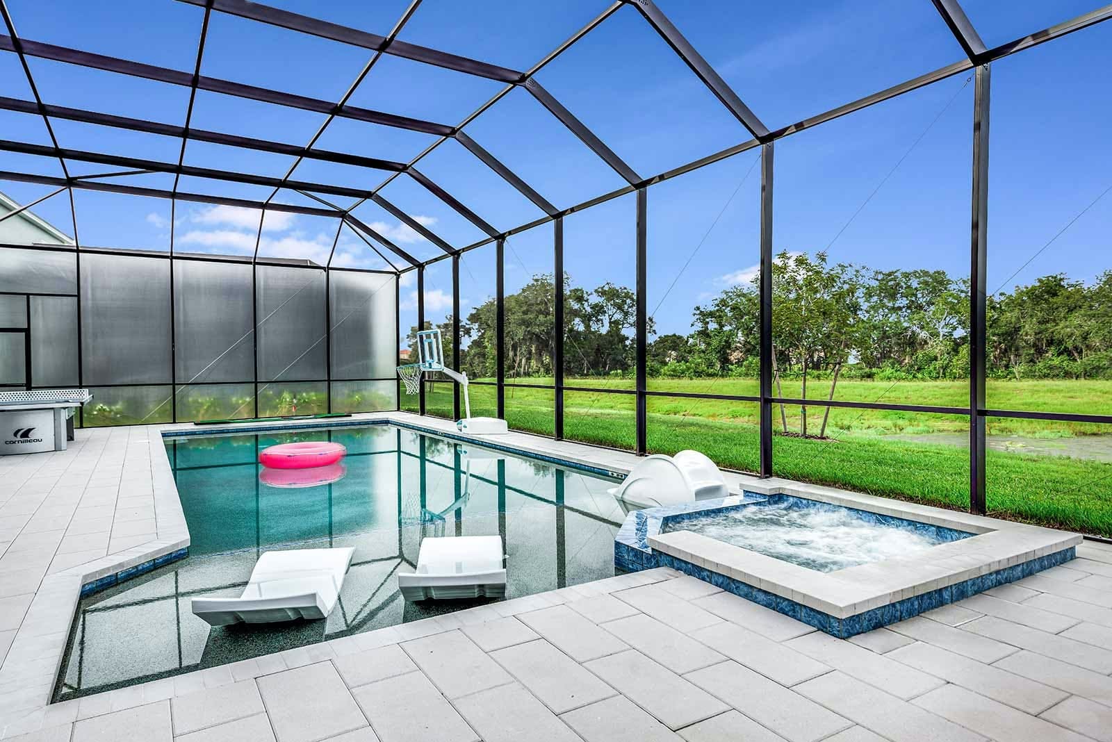 Manor Sabal Lakeland: Charming 12-Bedroom Luxury Villa with Private Pool and Gym, Polk County