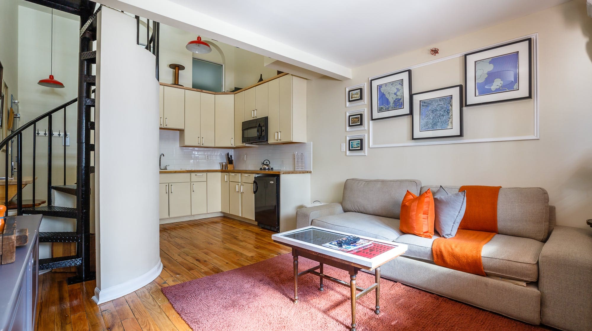 Manor Steinway Long Island City: Modern 1-Bedroom Boutique Apartment Rental with Air-Con in Long Island City