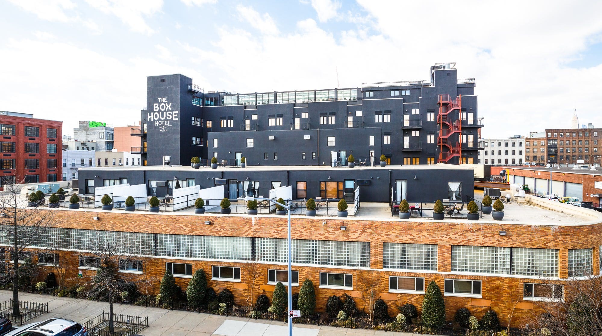 Manor Steinway Long Island City: Modern 1-Bedroom Boutique Apartment Rental with Air-Con in Long Island City