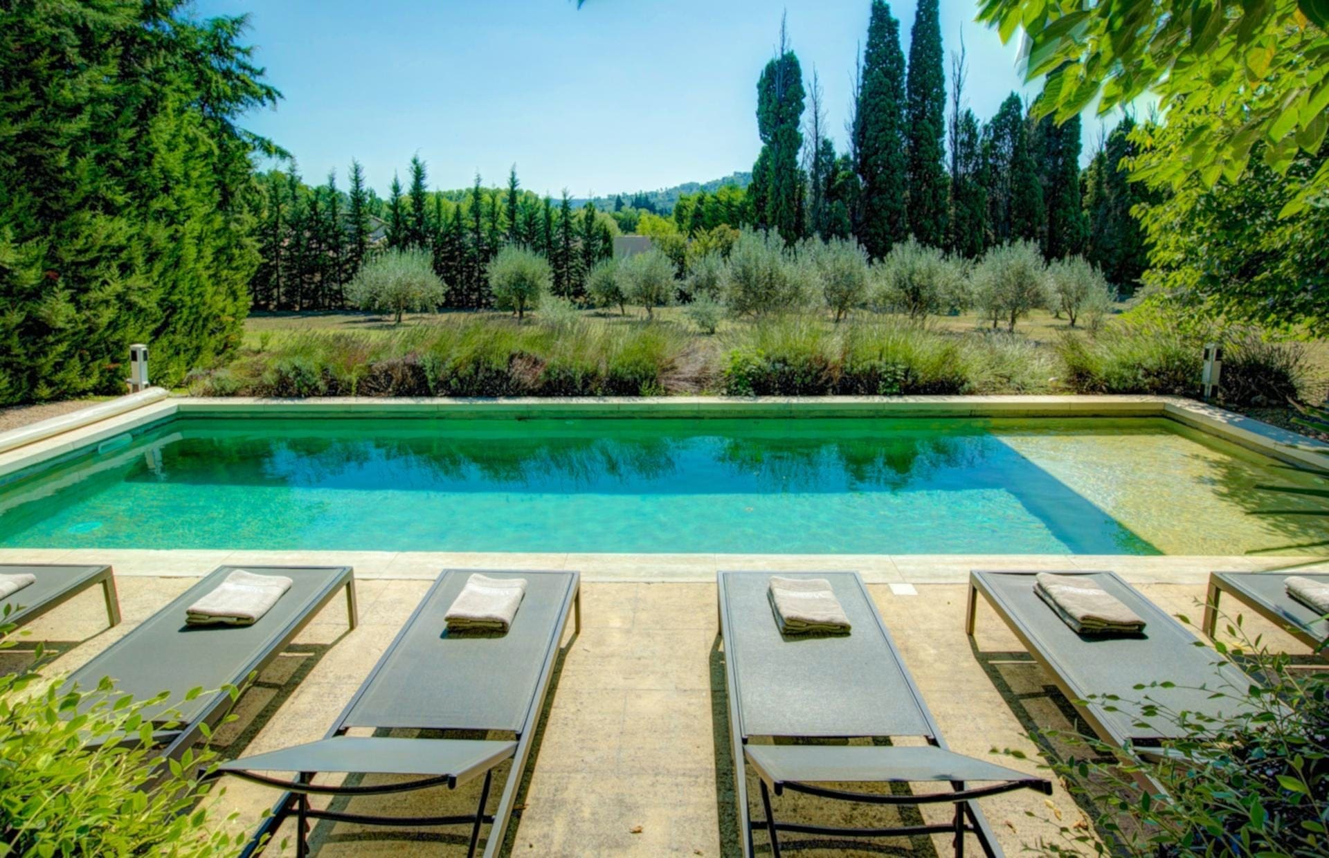Villa Safran Vallon Saint-Rémy-de-Provence: Luxury 5-Bedroom Villa with Pool and Family-Friendly Features, Saint-Rémy-de-Provence