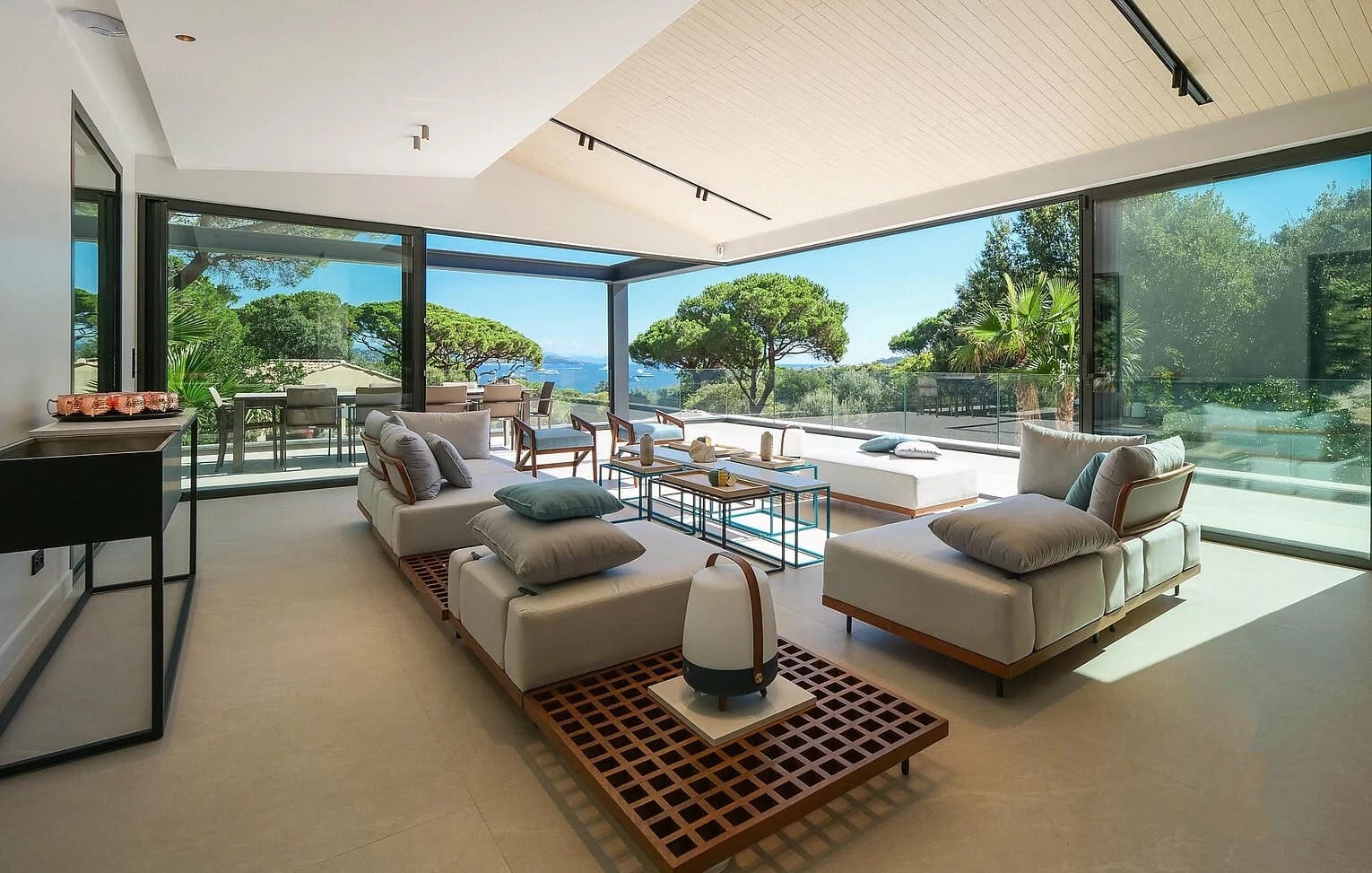 Villa Vermeil Ponche Saint-Tropez: Luxury 5-Bedroom Apartment with Seaview and Pool, Saint-Tropez