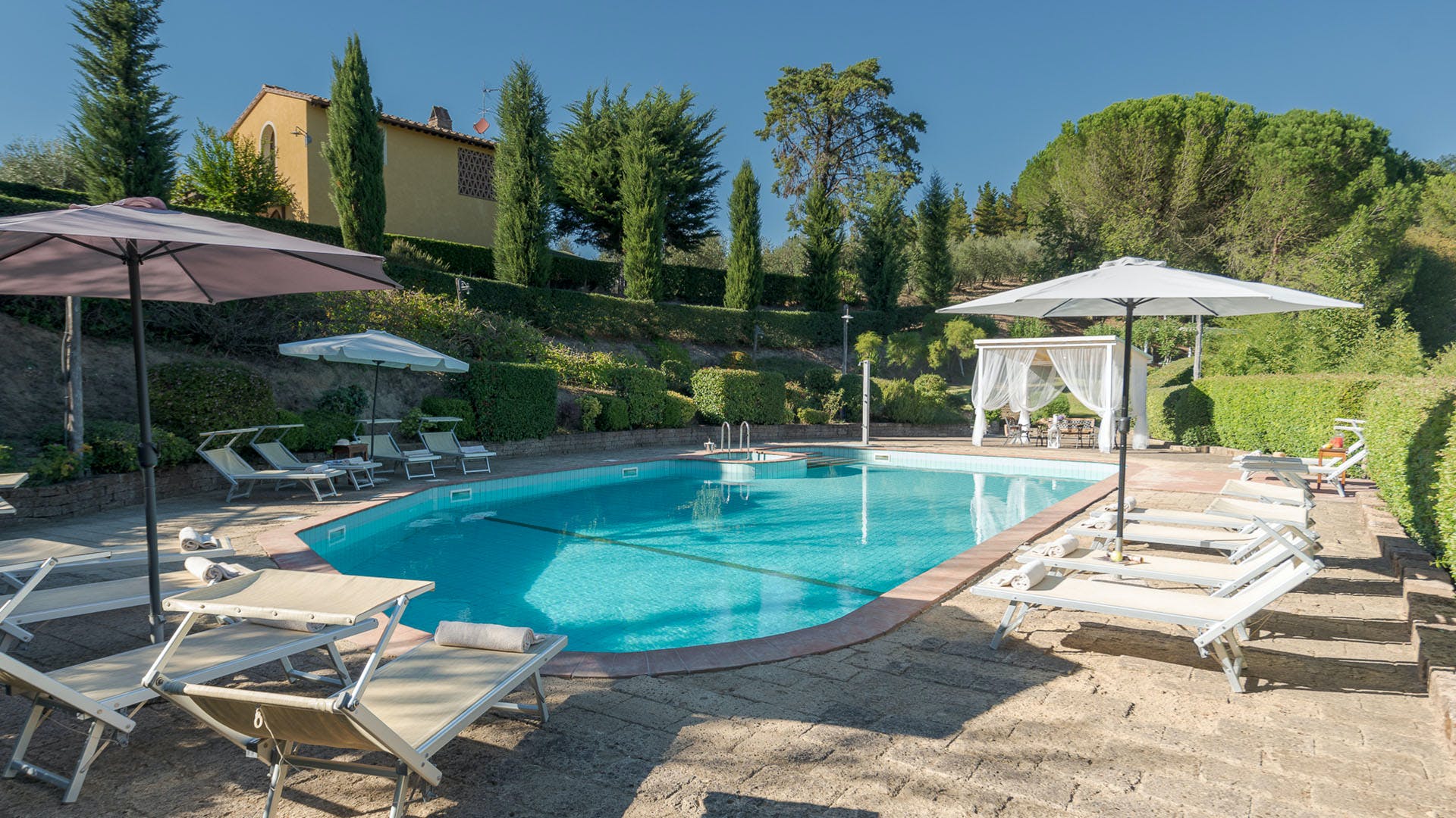 Palazzo Balze San Miniato: Spacious 7-Bedroom Apartment with Pool and Countryside Views, Tuscany