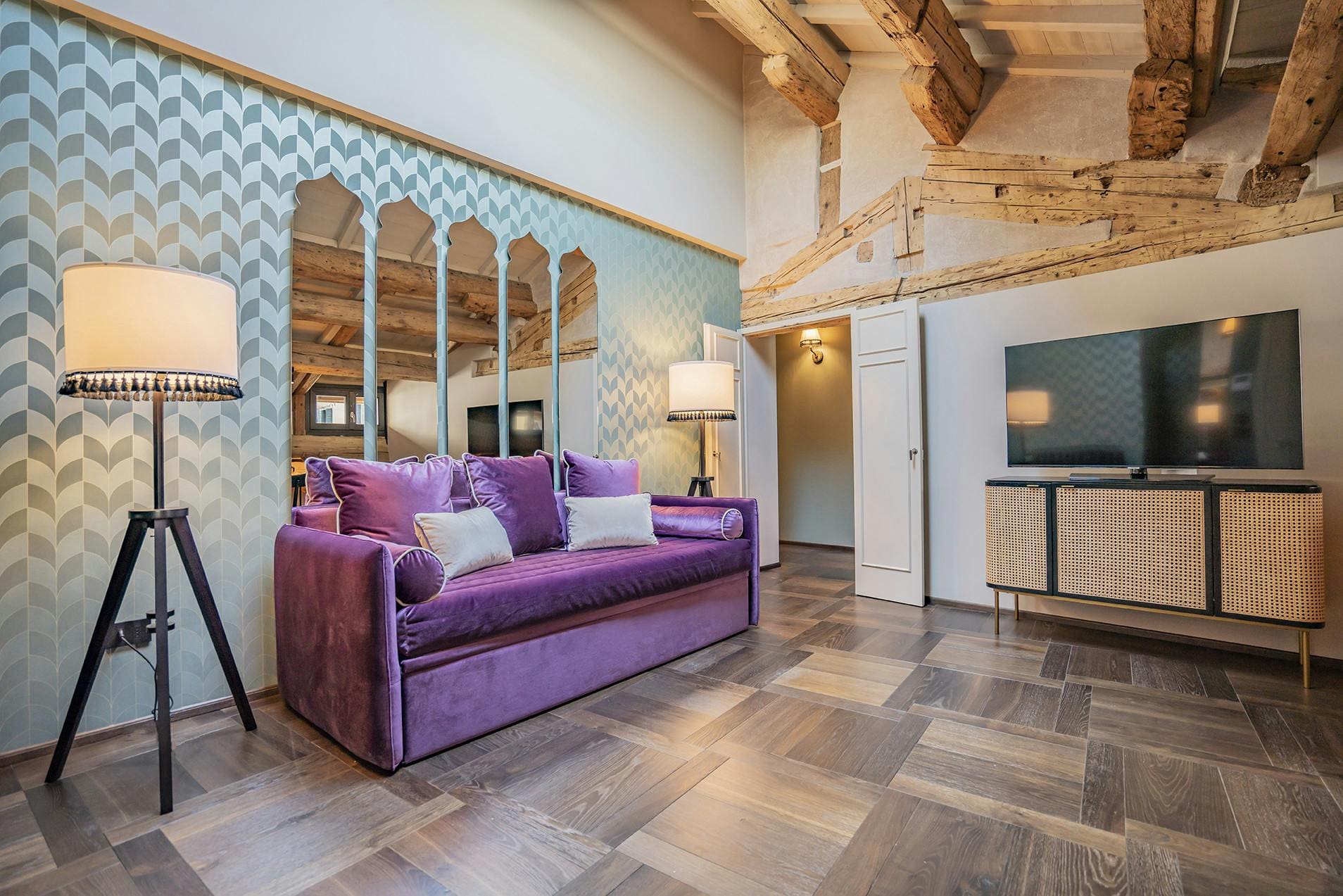 Villa Maestrale Cà Foscari San Marco: Elegant 3-Bedroom Penthouse with Seaviews in Venice San Marco