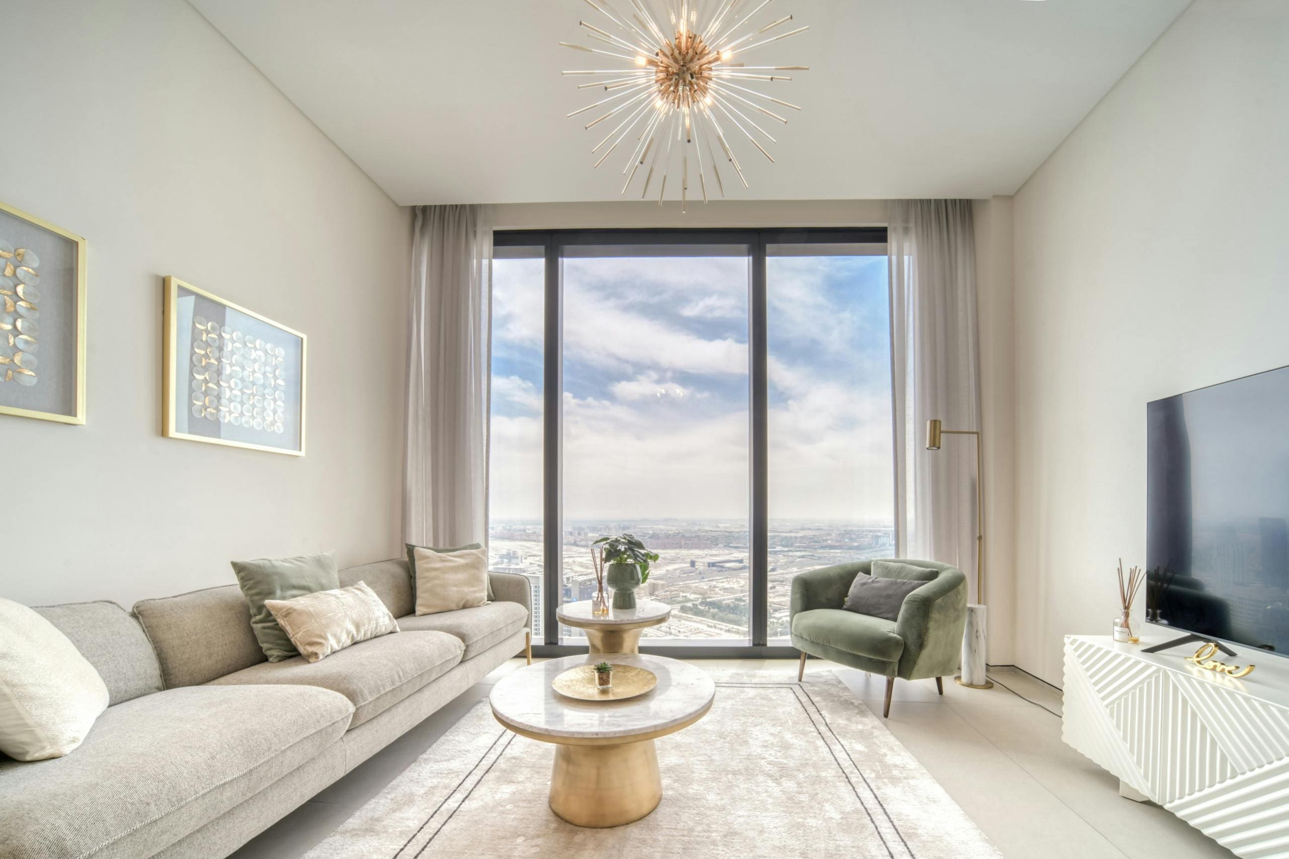 Palazzo Murjan Dubai Marina: Stylish 2-Bedroom Apartment with Seaview and Pool, Dubai Marina