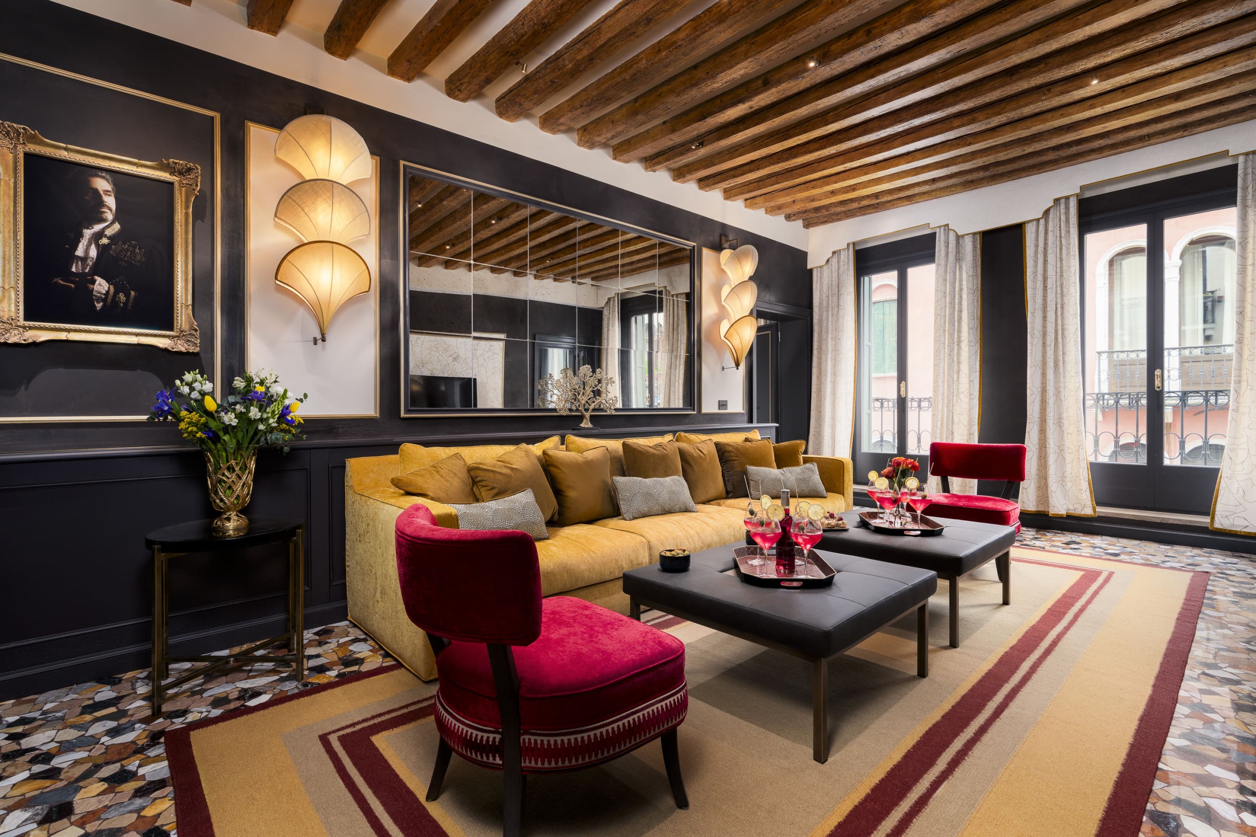 Villa Ambrato Giudecca Dorsoduro: Spacious 6-Bedroom Luxury Apartment with Sea Views, Venice