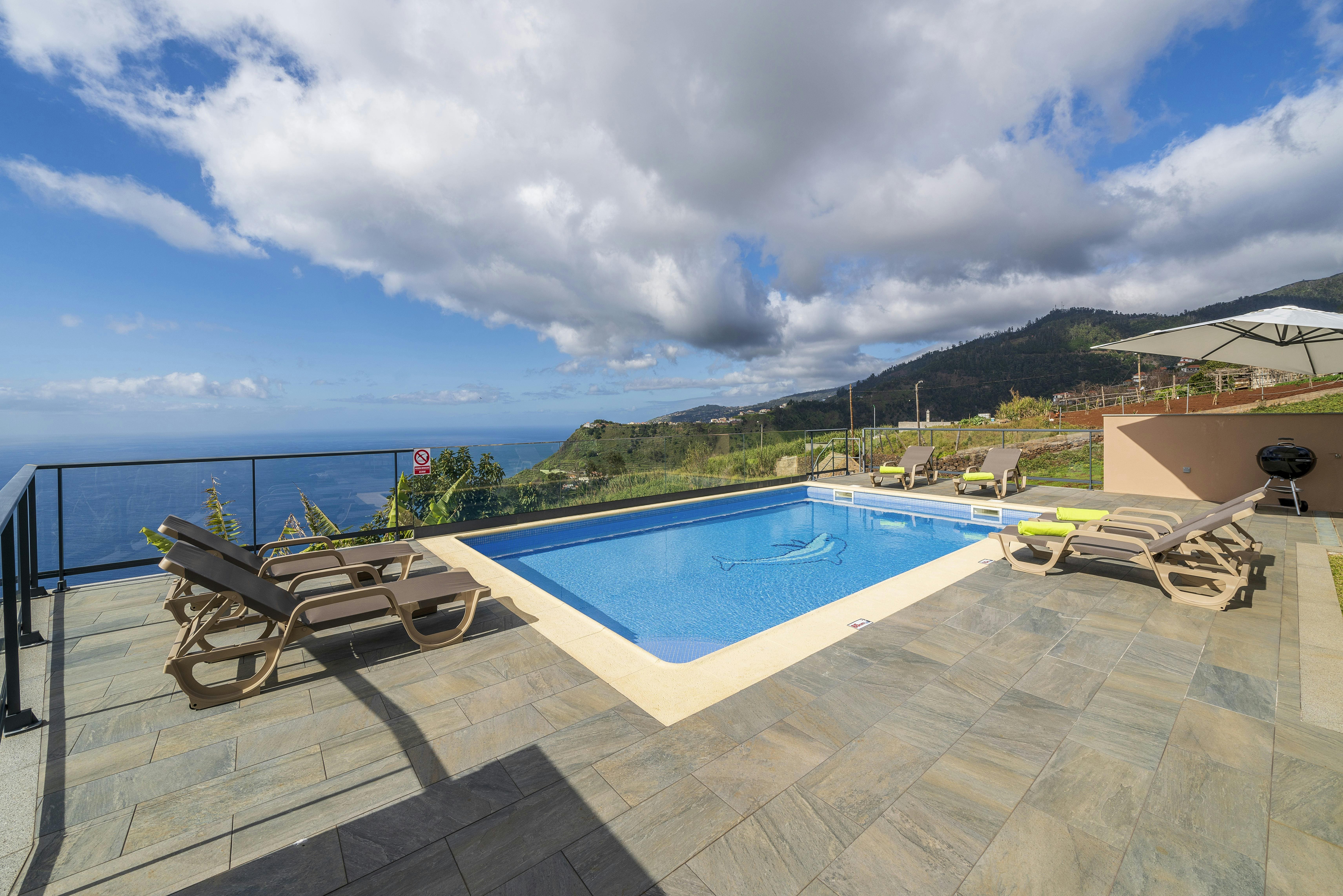 Quinta Ladeira Ponta do Sol: Charming 2-Bedroom Apartment with Sea Views and Pool, Ponta do Sol