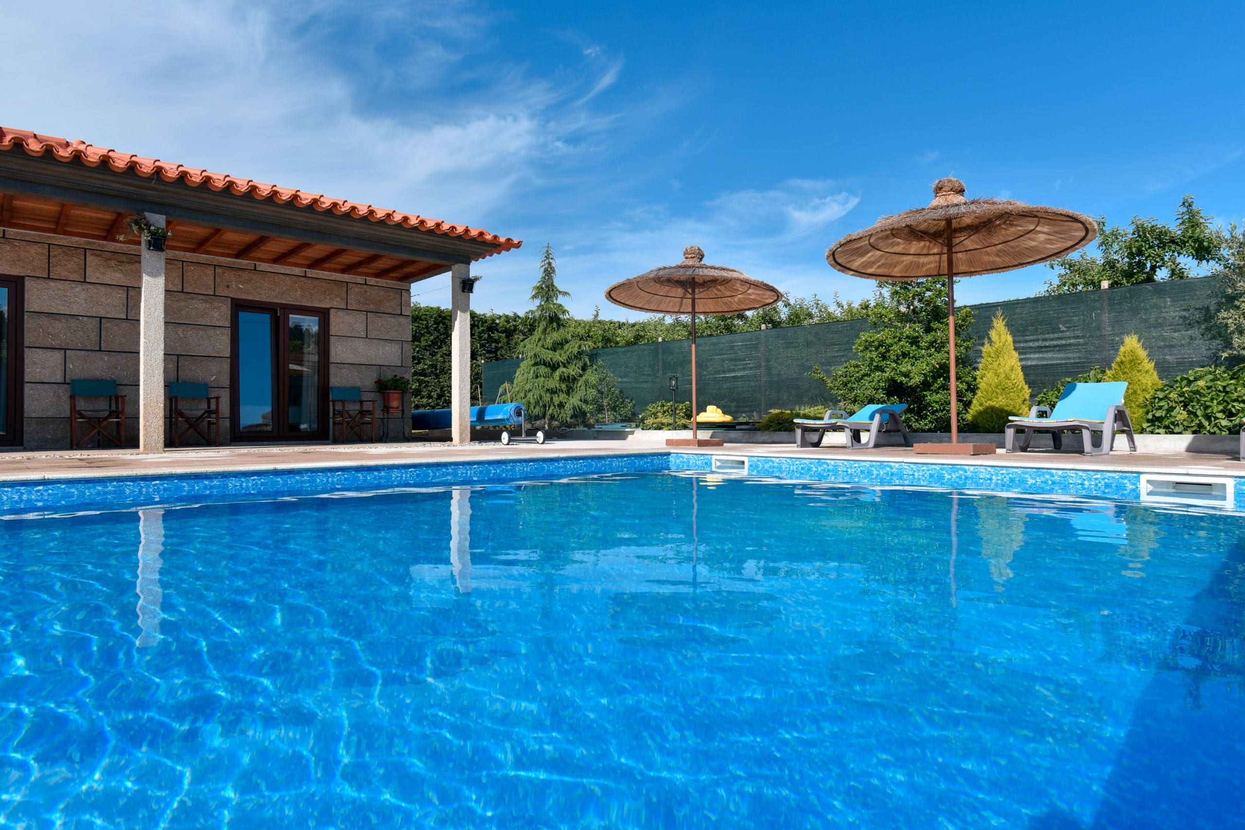 Quinta Vinhateiro Peso: Spacious 4-Bedroom Apartment with Private Pool in Douro, Portugal